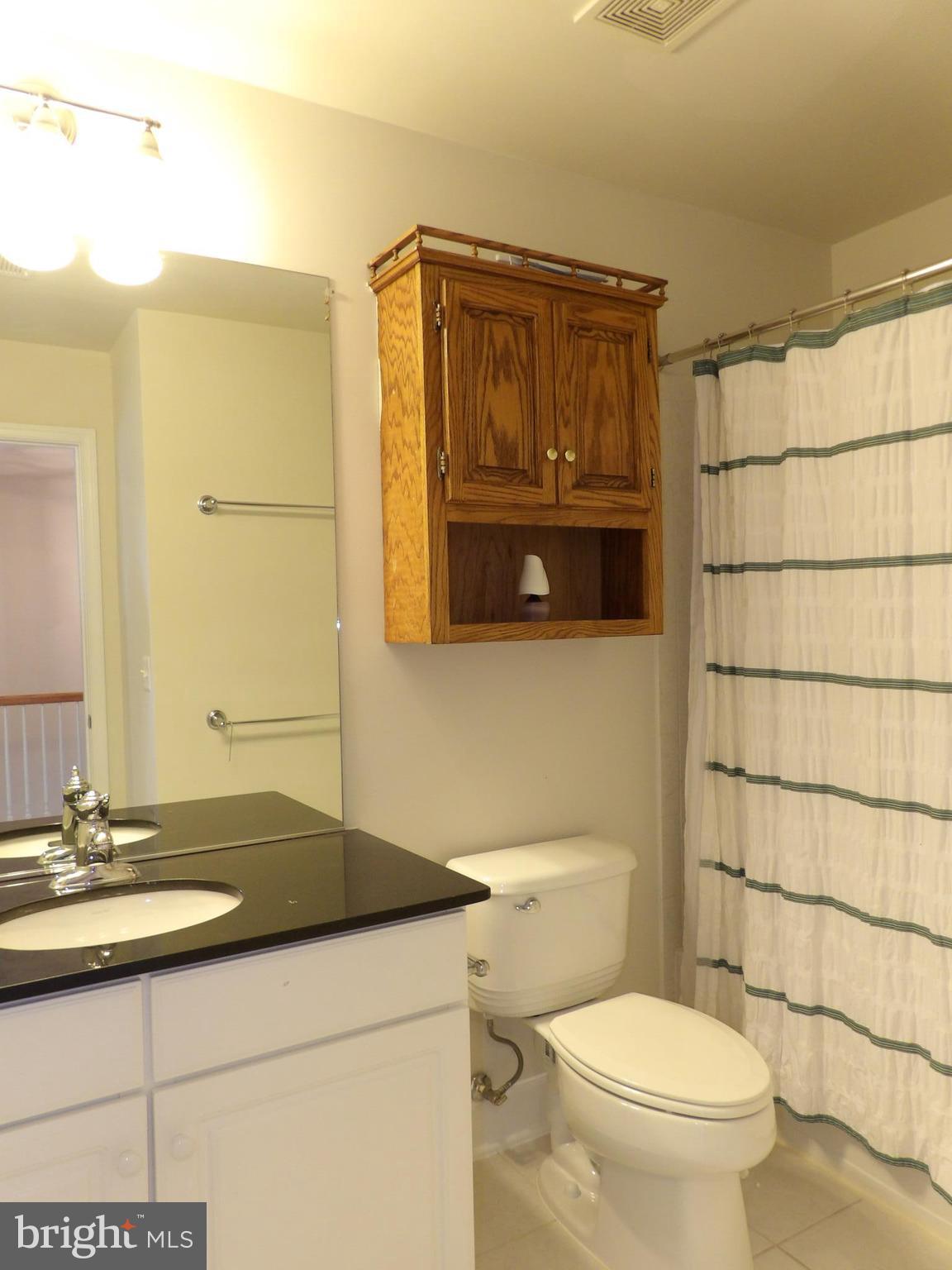 OAKLAWN - Residential Lease