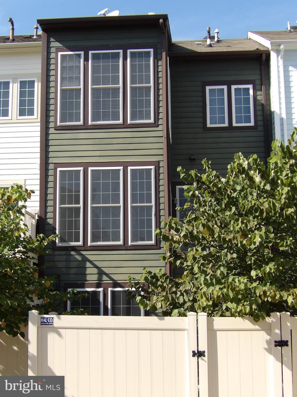 OAKLAWN - Residential Lease