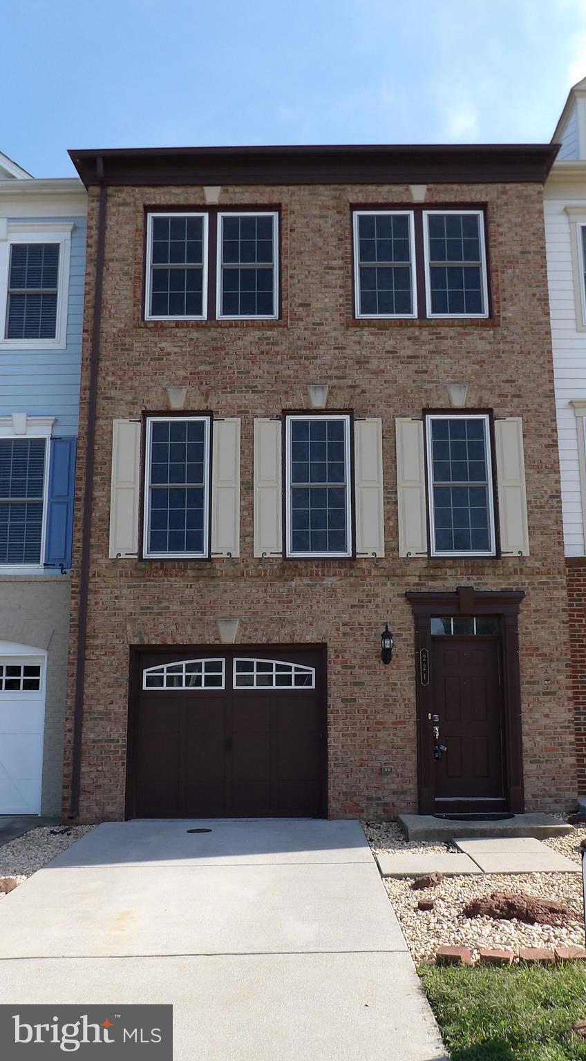 OAKLAWN - Residential Lease