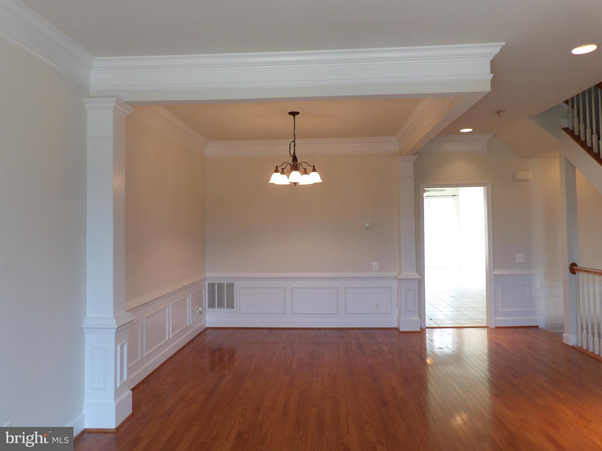 OAKLAWN - Residential Lease