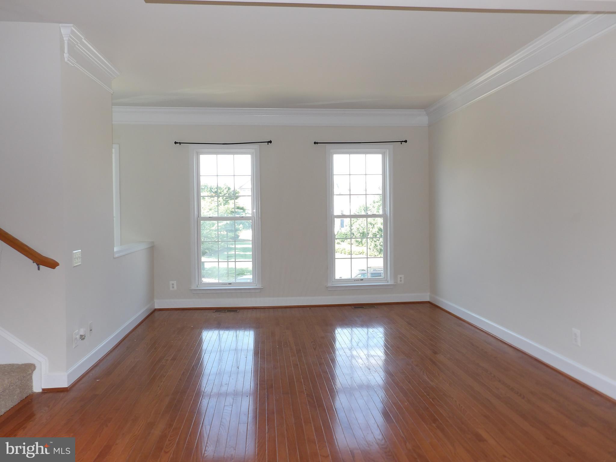 OAKLAWN - Residential Lease