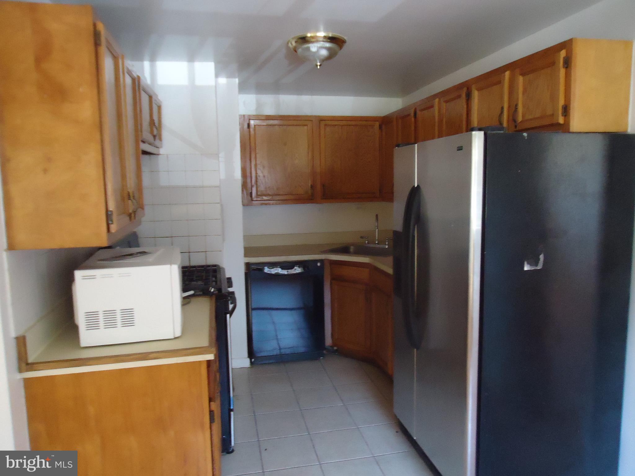 THE SEASONS - Residential Lease