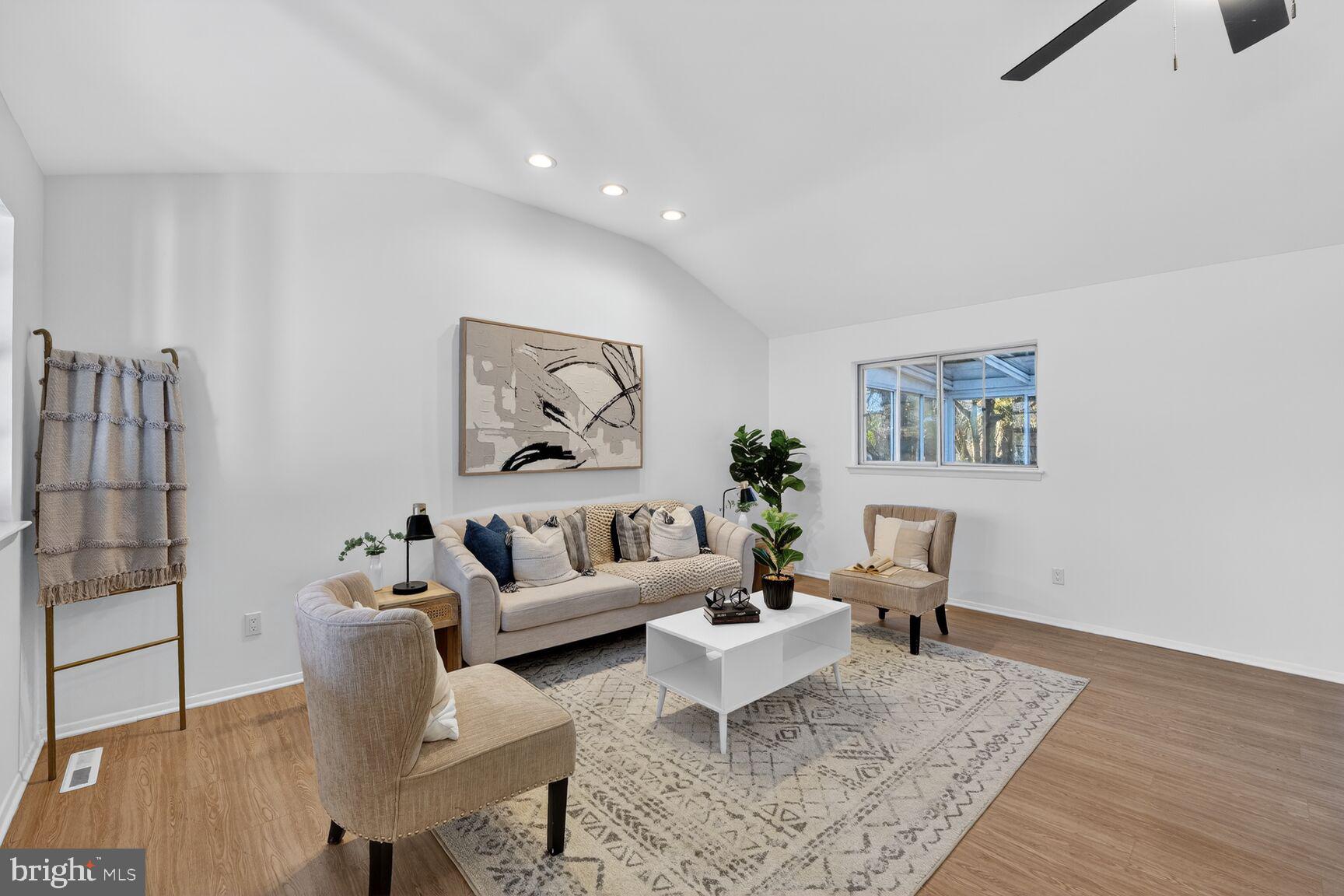 THE WOODLANDS - Residential