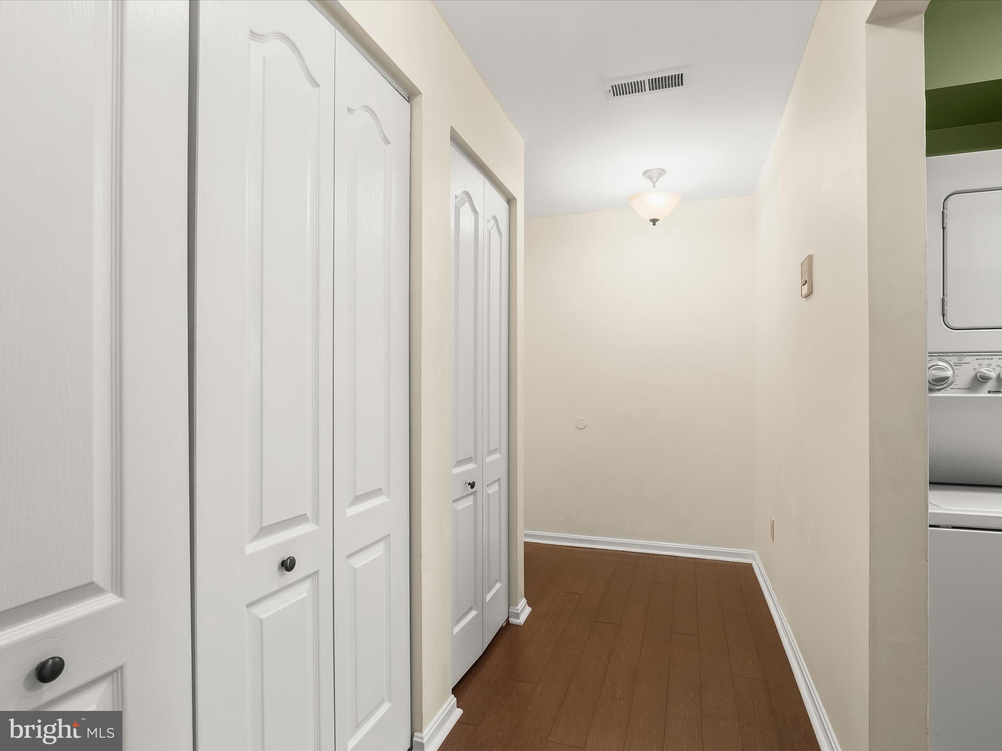 VILLAGE OF MONTGOMERY RUN - Residential