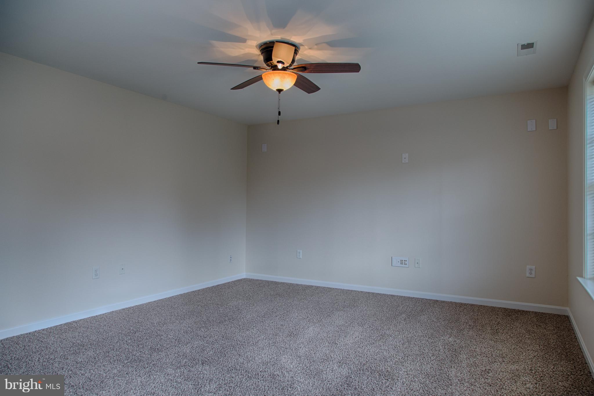 HAMMONDS MILL - Residential