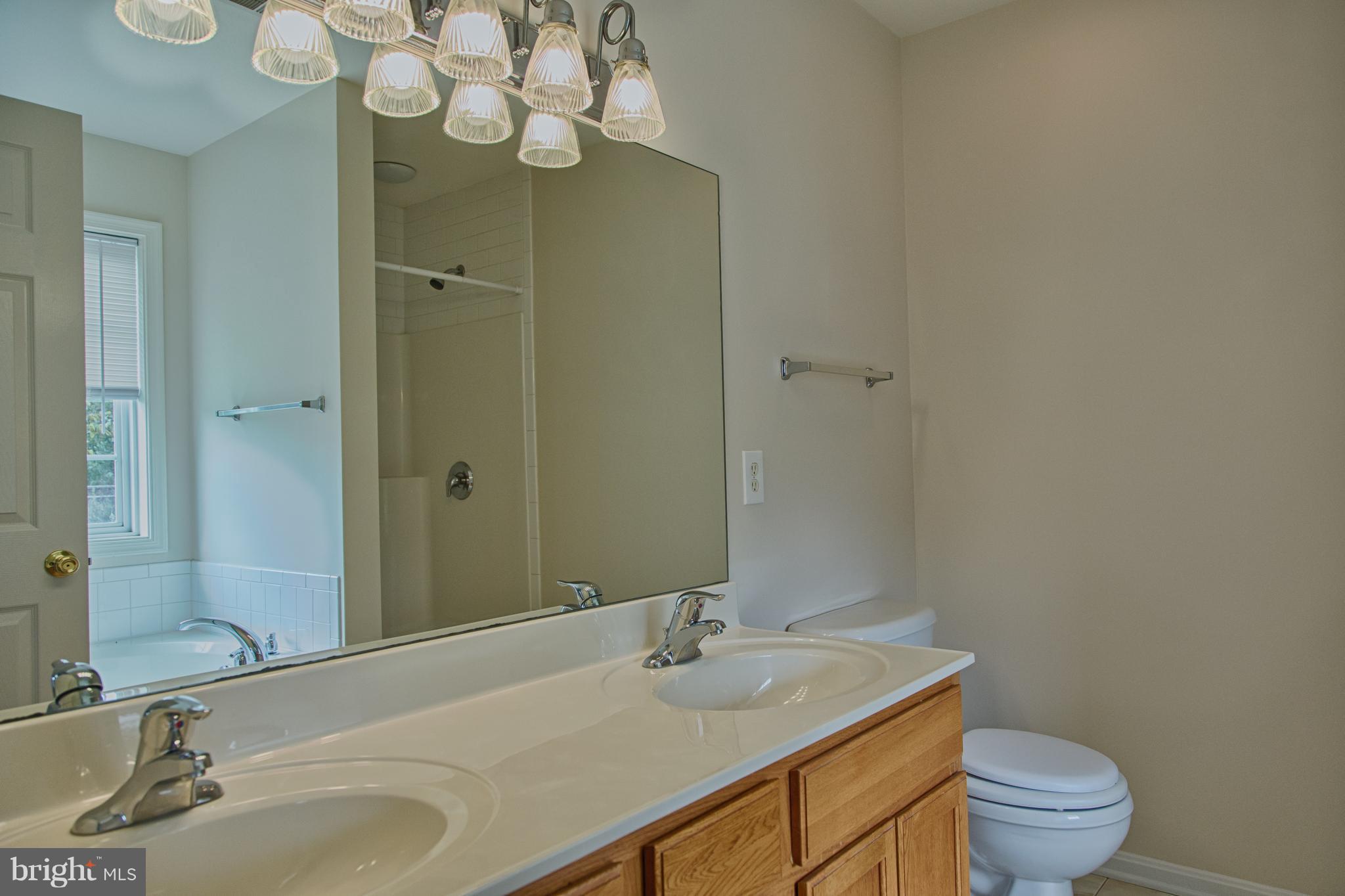 HAMMONDS MILL - Residential