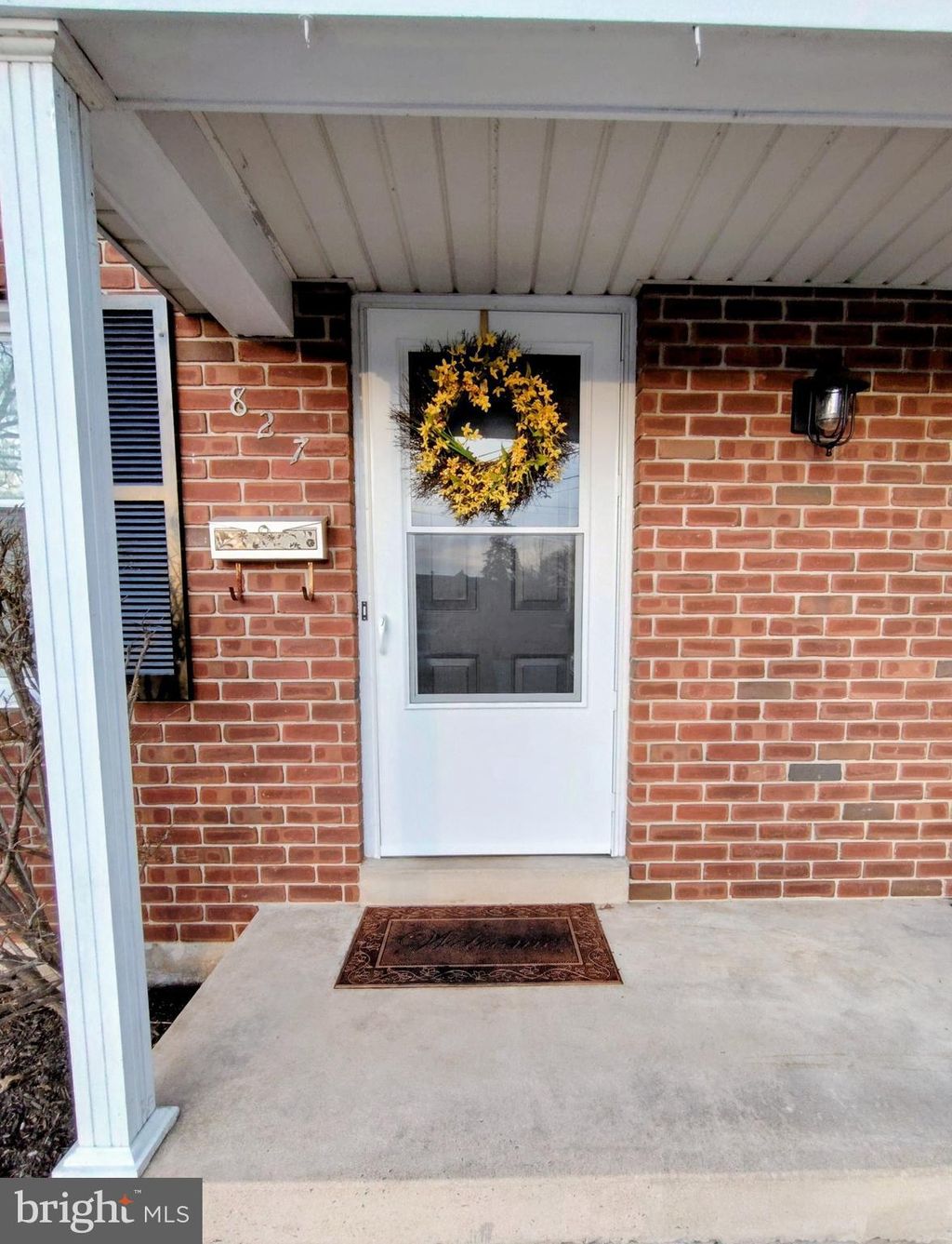 Photo of 827 S Locust Street, ELIZABETHTOWN, PA 17022 (MLS # PALA2084566)