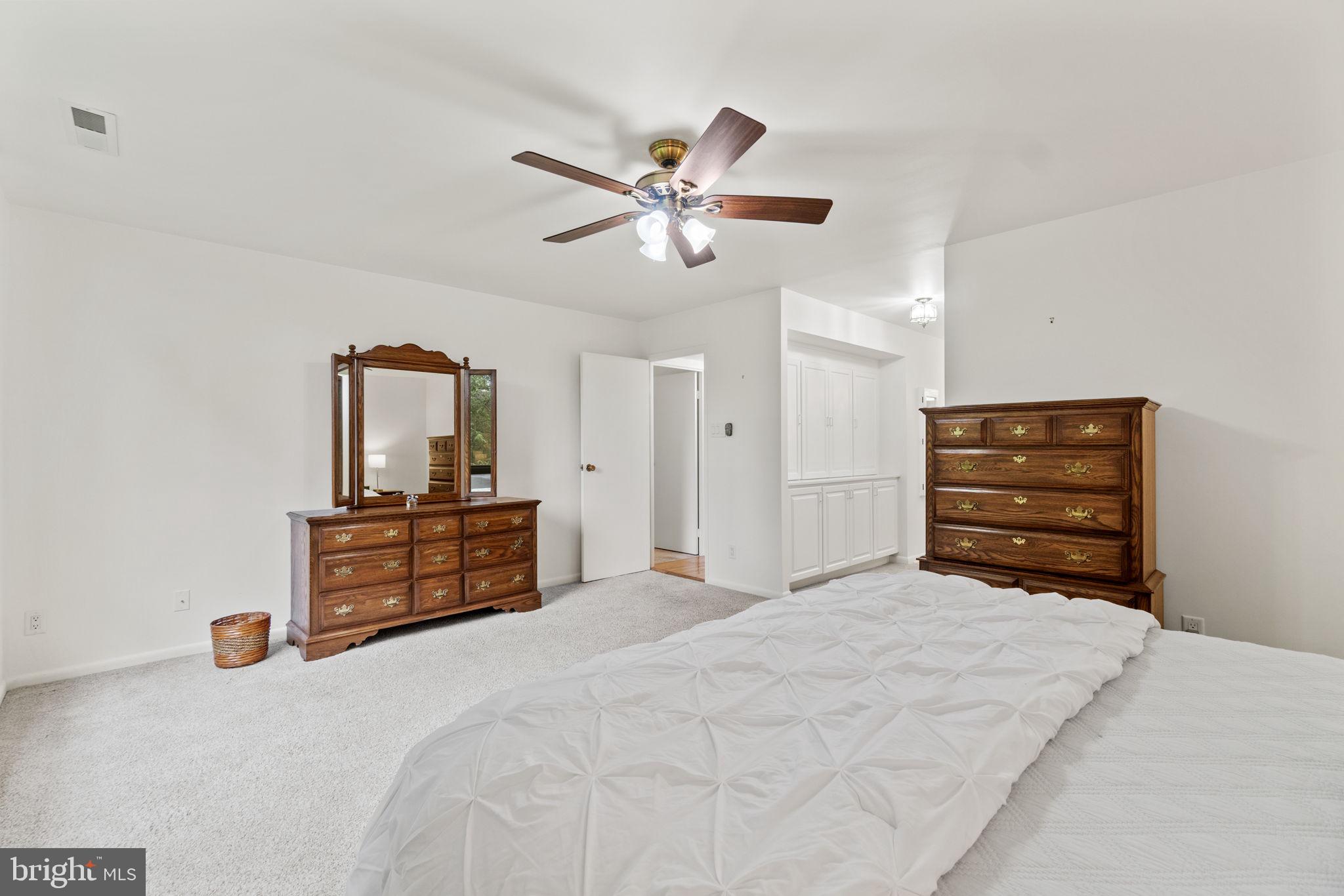 SUMNER VILLAGE - Residential