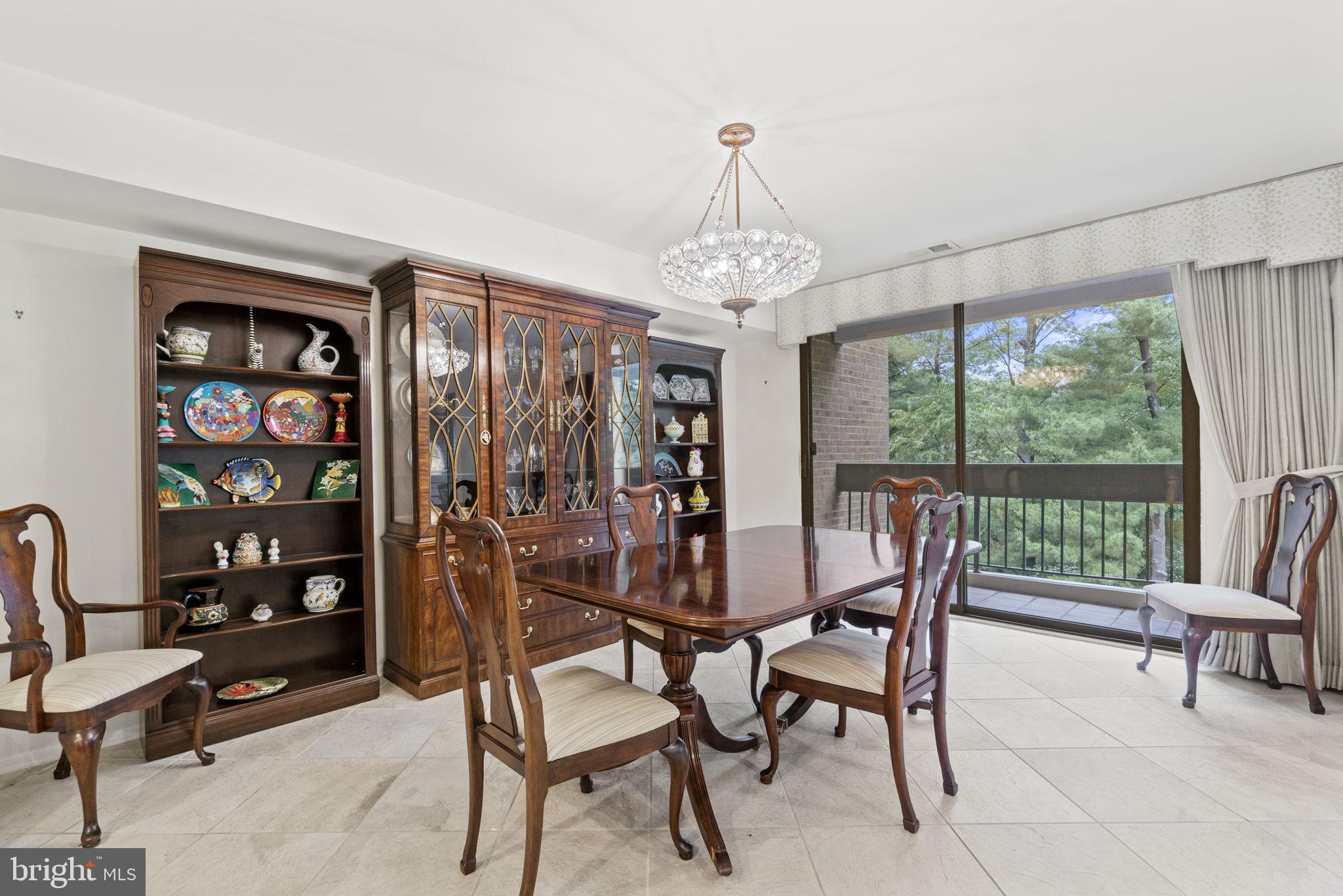 SUMNER VILLAGE - Residential