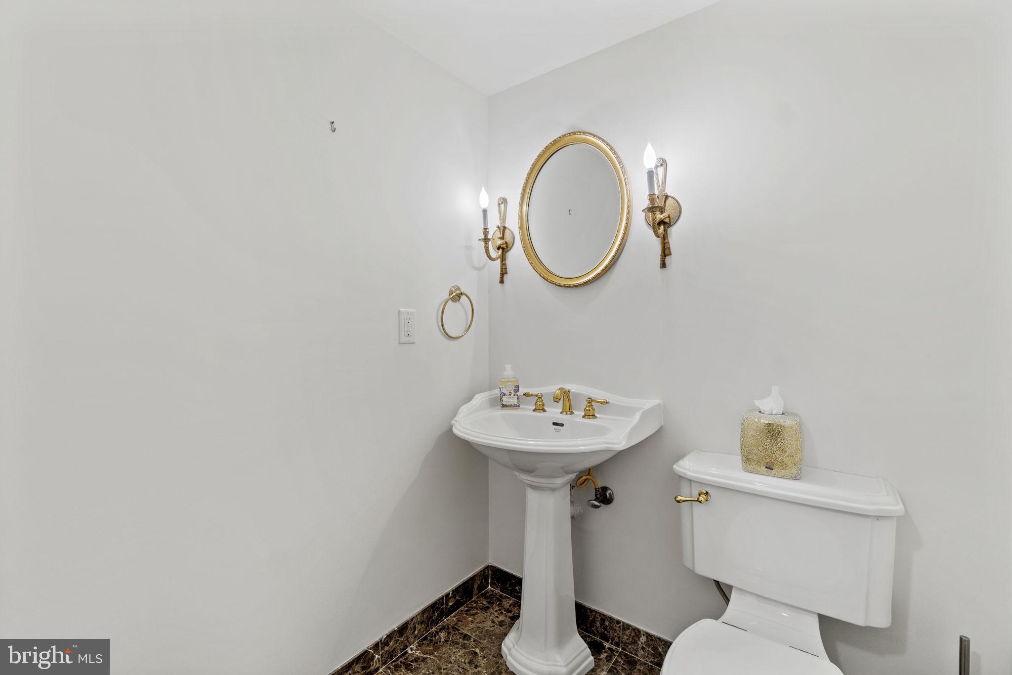 SUMNER VILLAGE - Residential