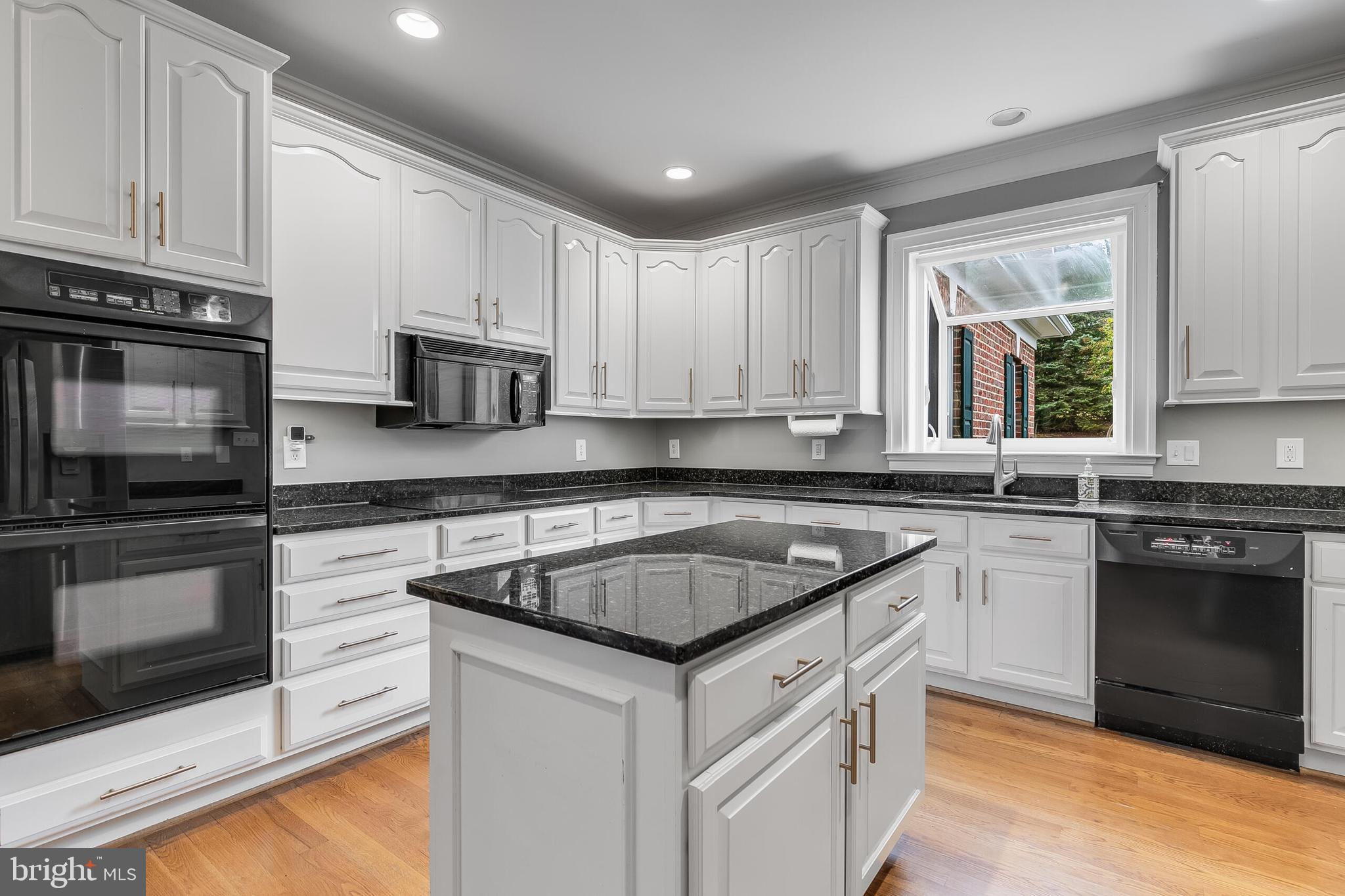 STONELEIGH - Residential