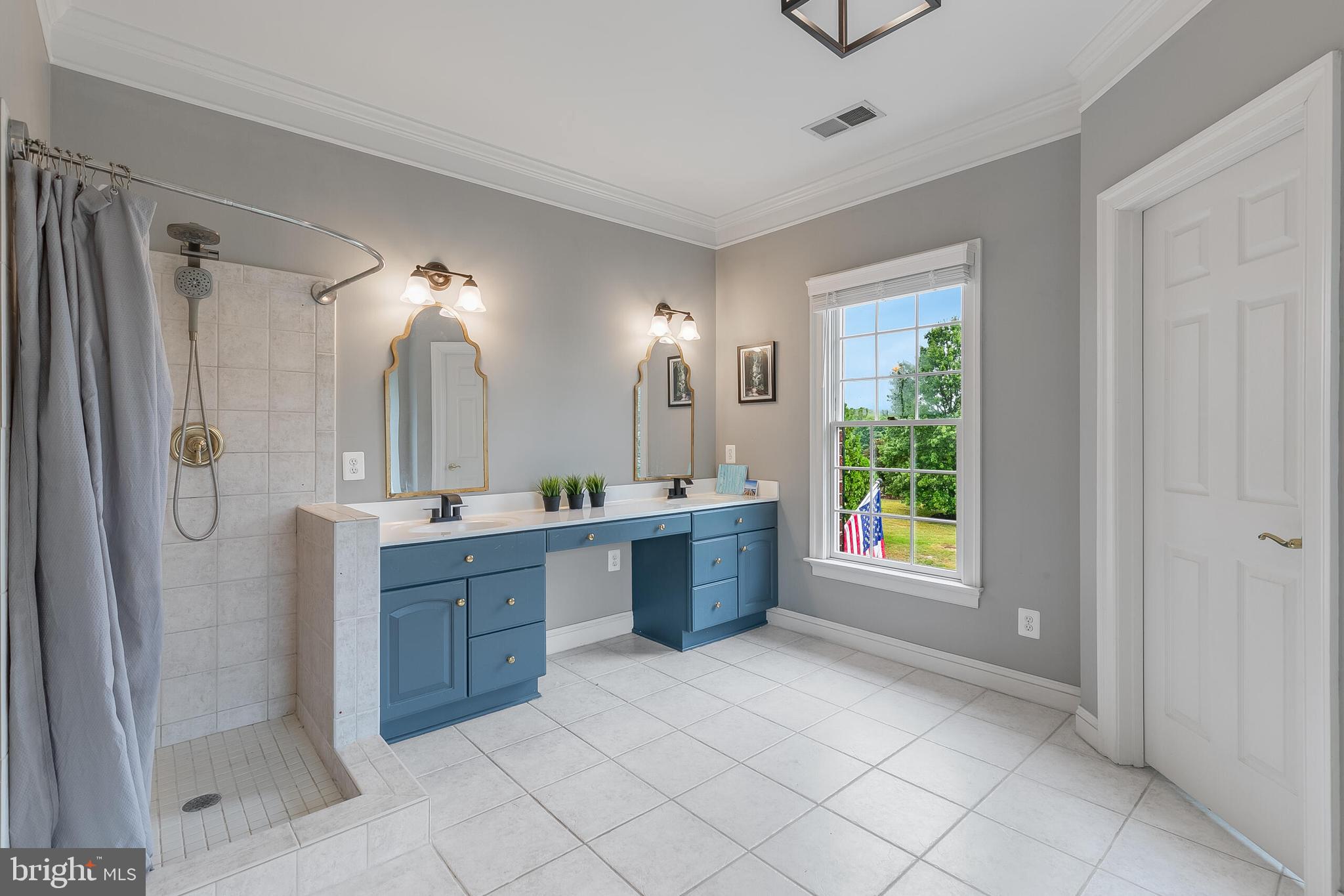 STONELEIGH - Residential