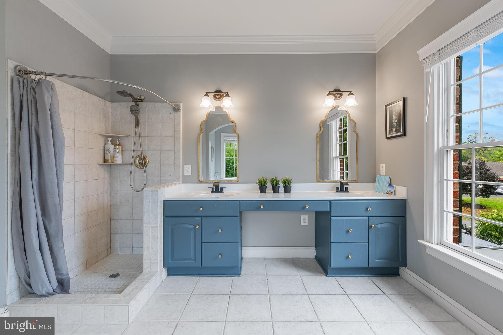 STONELEIGH - Residential