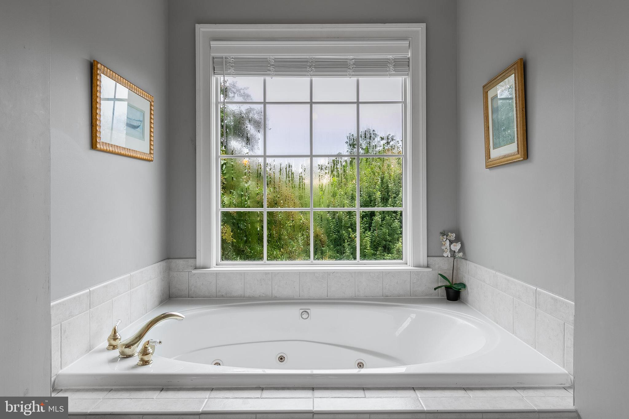 STONELEIGH - Residential