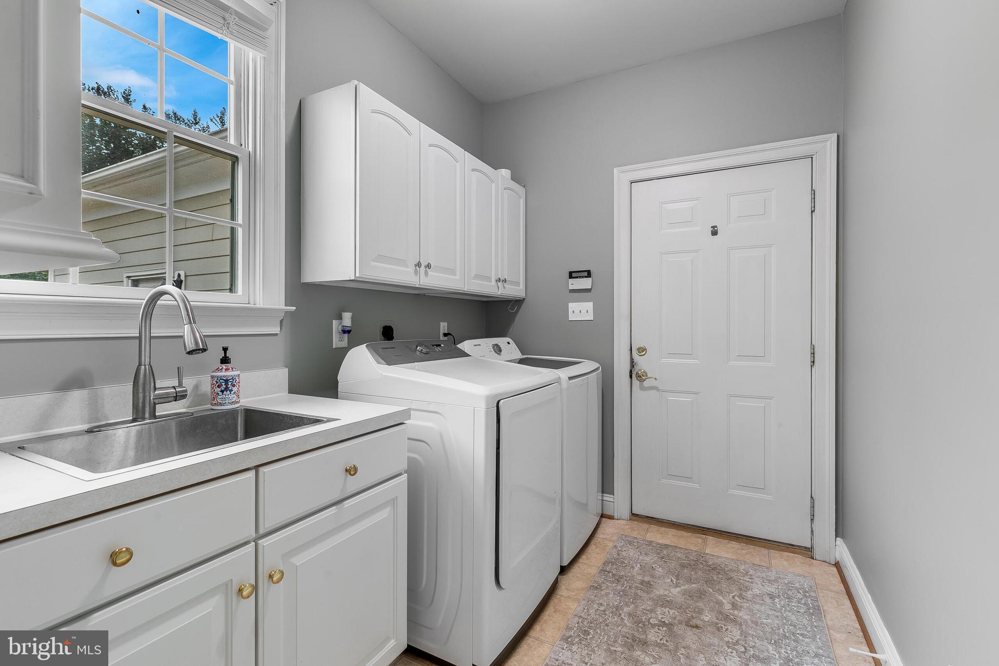 STONELEIGH - Residential