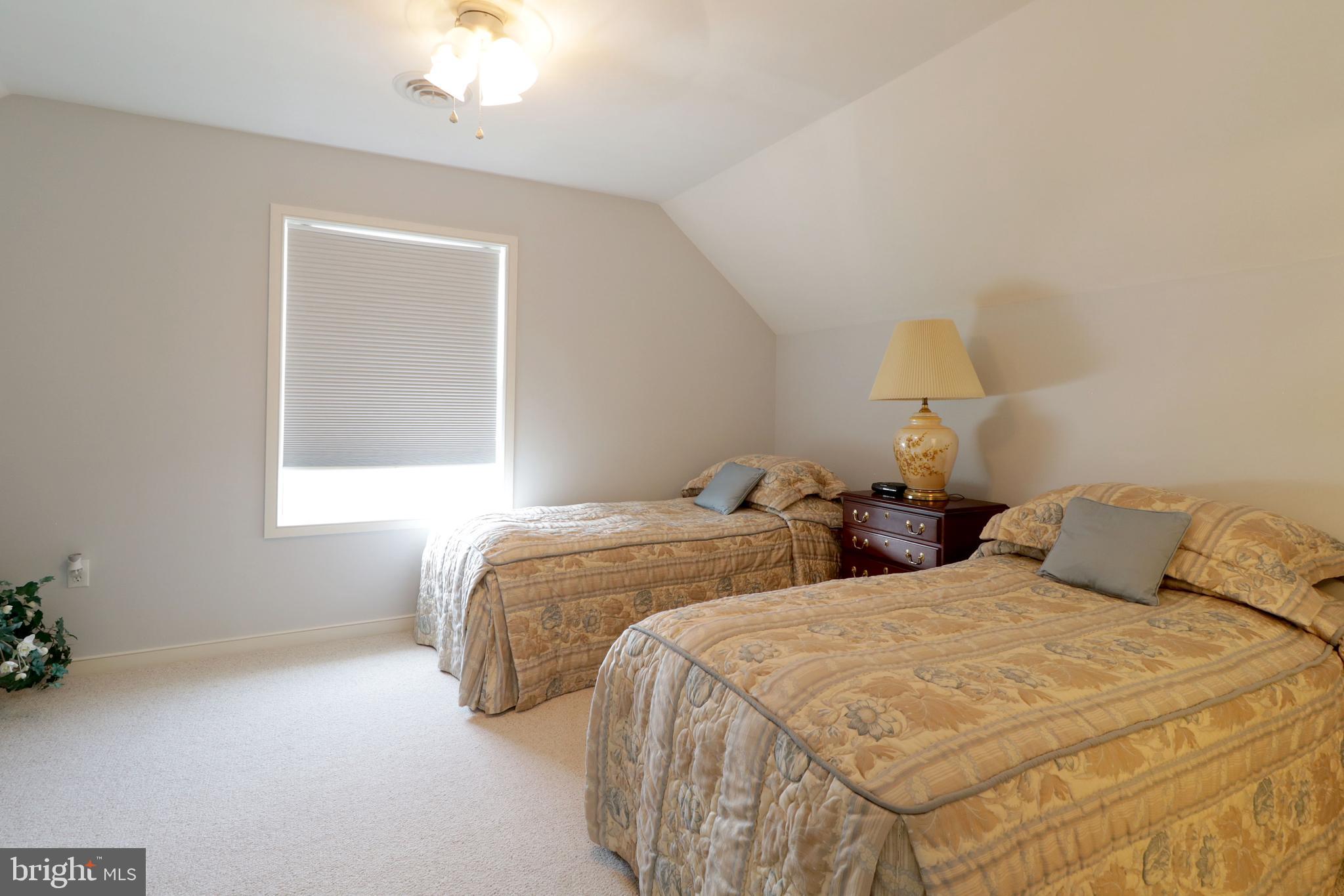 COBBLE CREEK - Residential