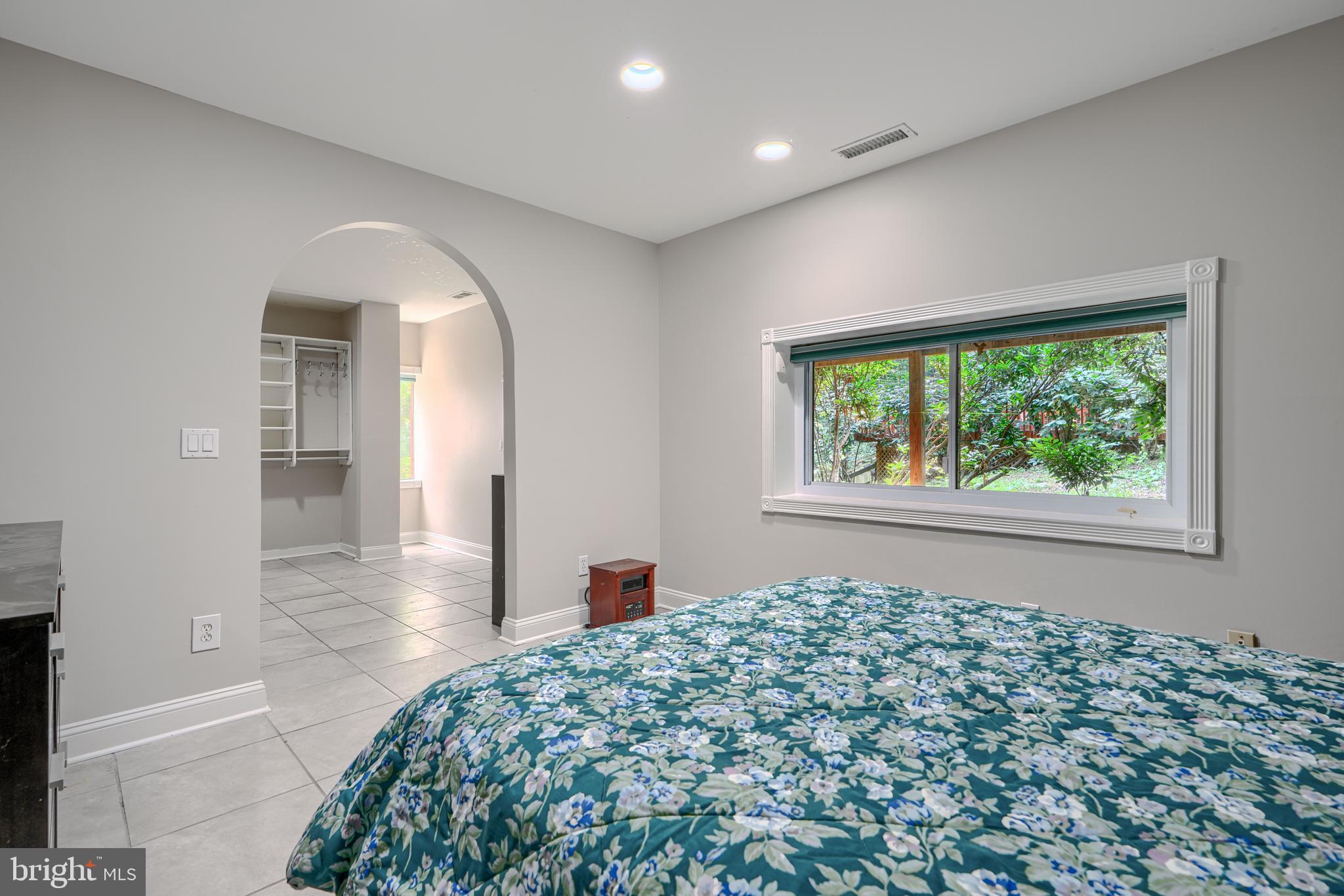 TUFTON FARMS - Residential Lease