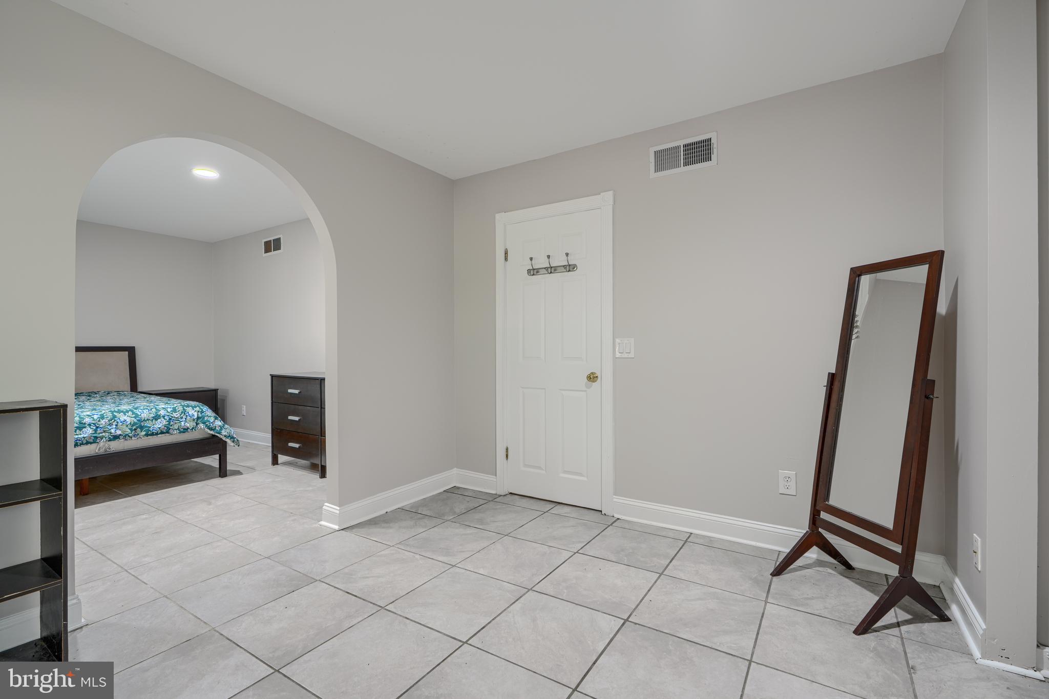 TUFTON FARMS - Residential Lease