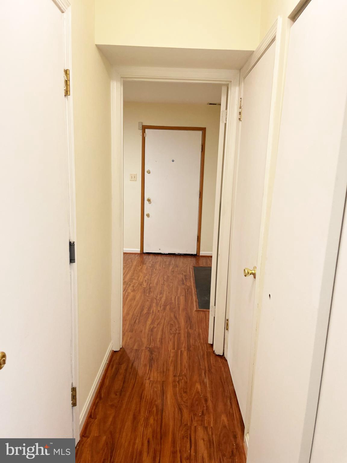 LARGO WOODS - Residential