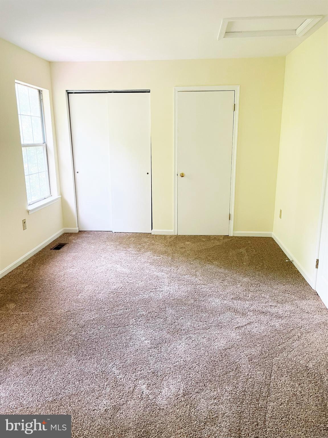 LARGO WOODS - Residential