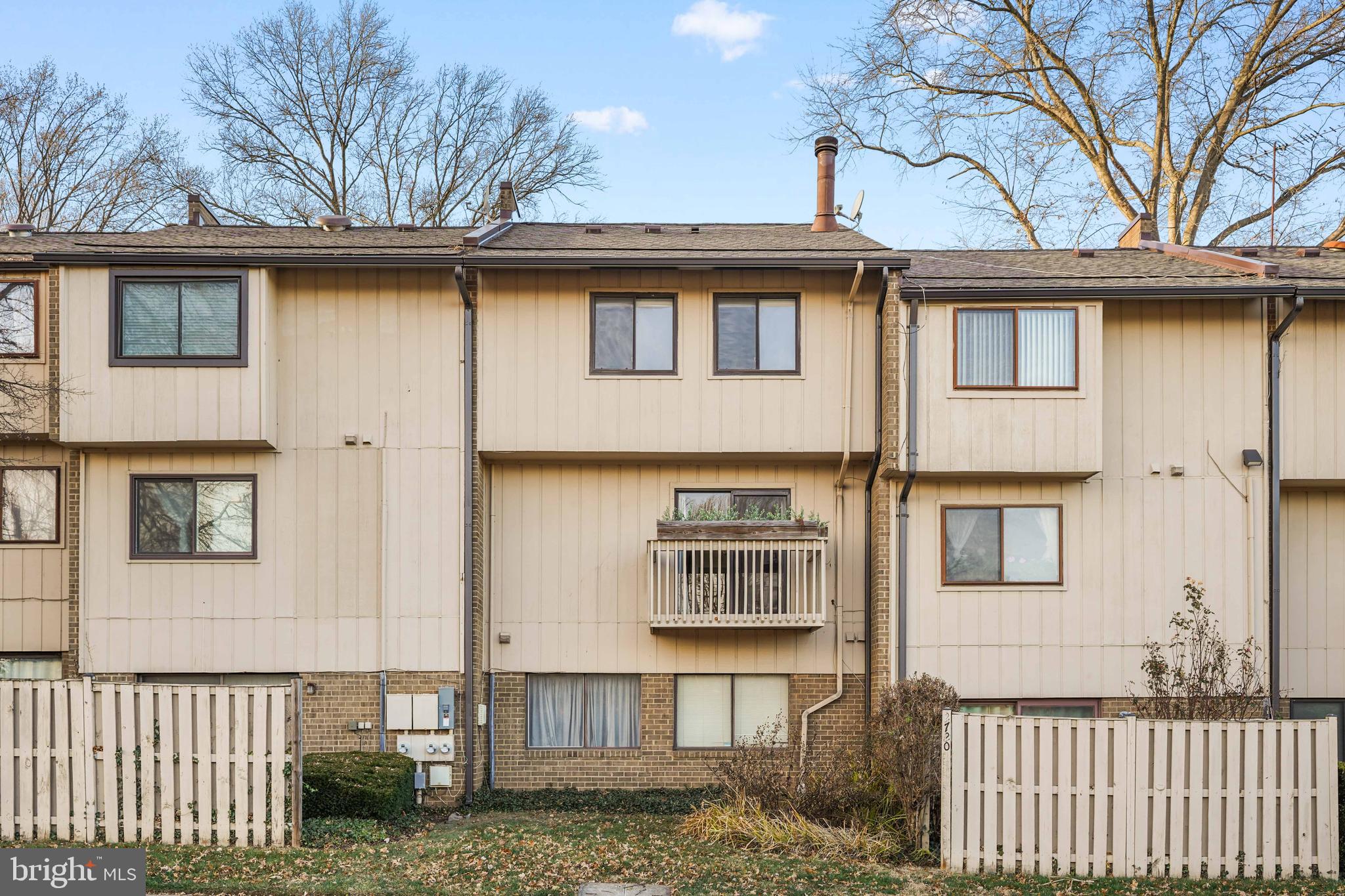 MOSBYS LANDING - Residential