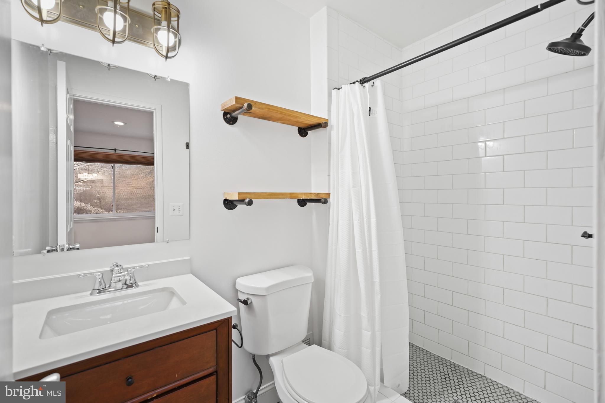 MOSBYS LANDING - Residential