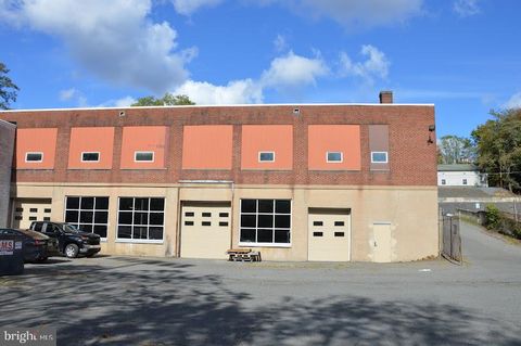 Photo of 1265 Laurel Boulevard, POTTSVILLE, PA 17901 (MLS # PASK2018186)