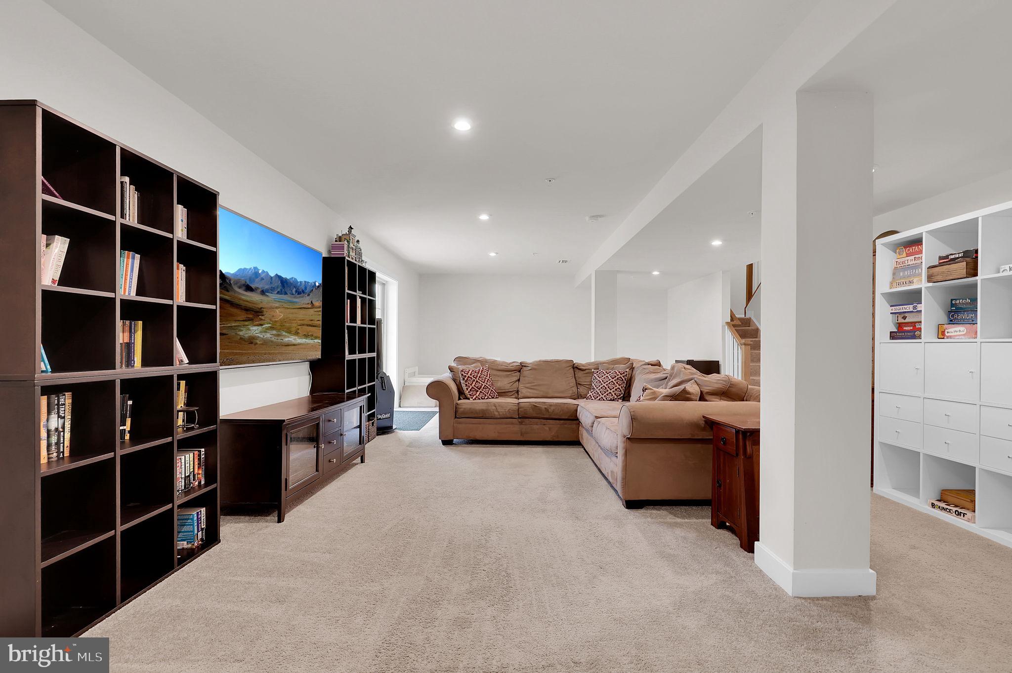 LAKE LINGANORE EAGLEHEAD - Residential