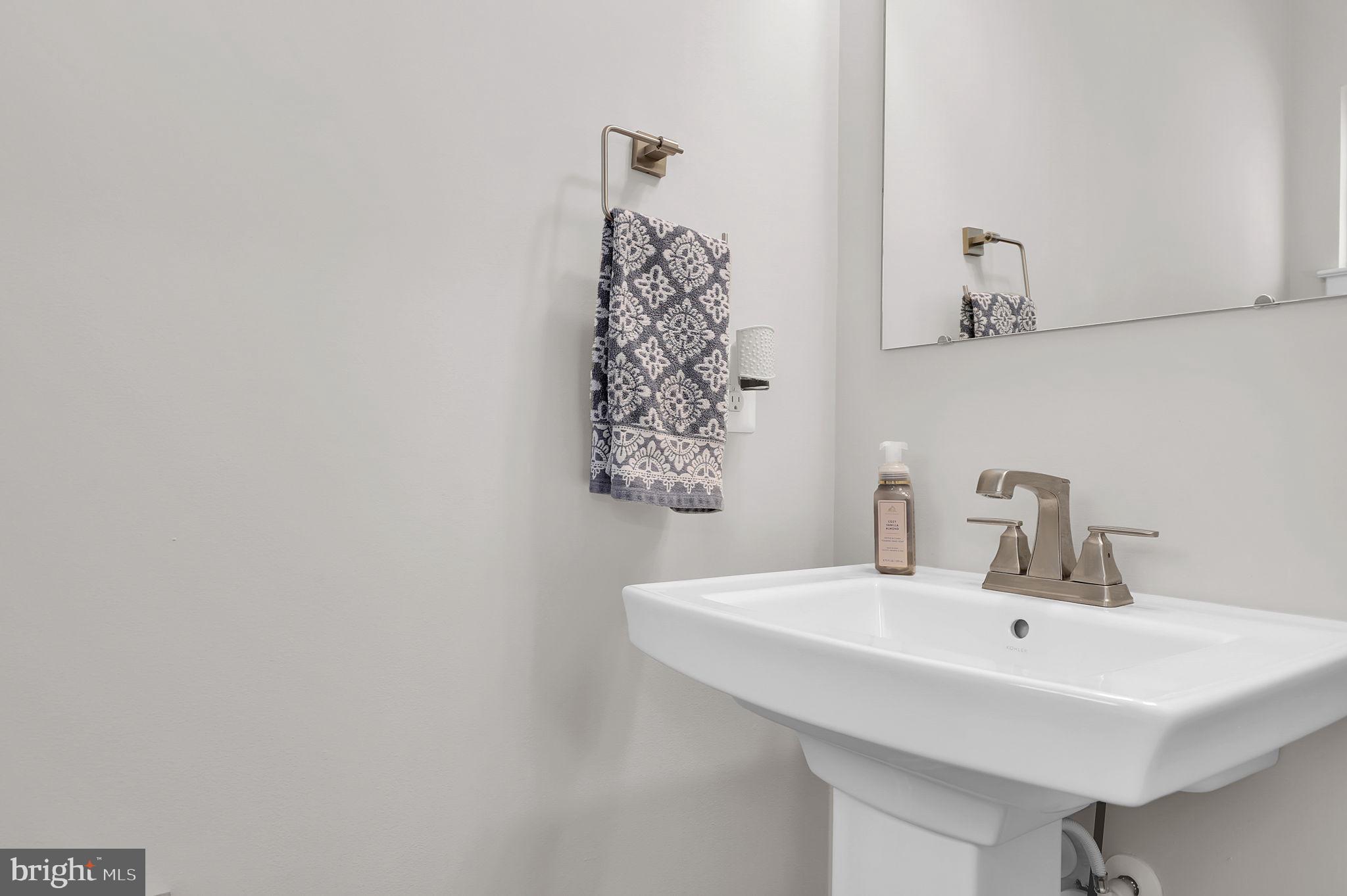 LAKE LINGANORE EAGLEHEAD - Residential