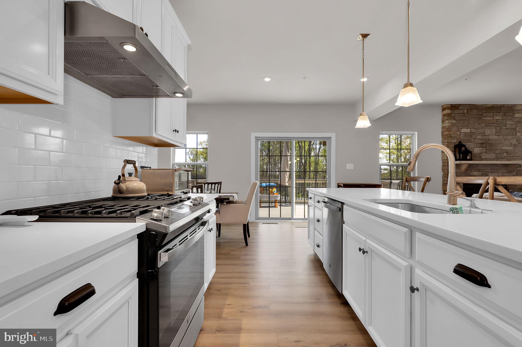 LAKE LINGANORE EAGLEHEAD - Residential