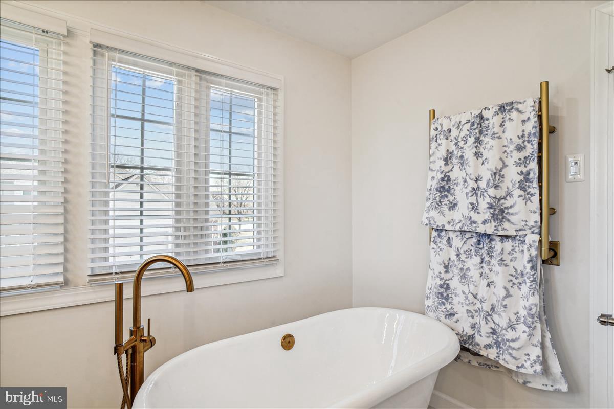 GAITHER HUNT - Residential