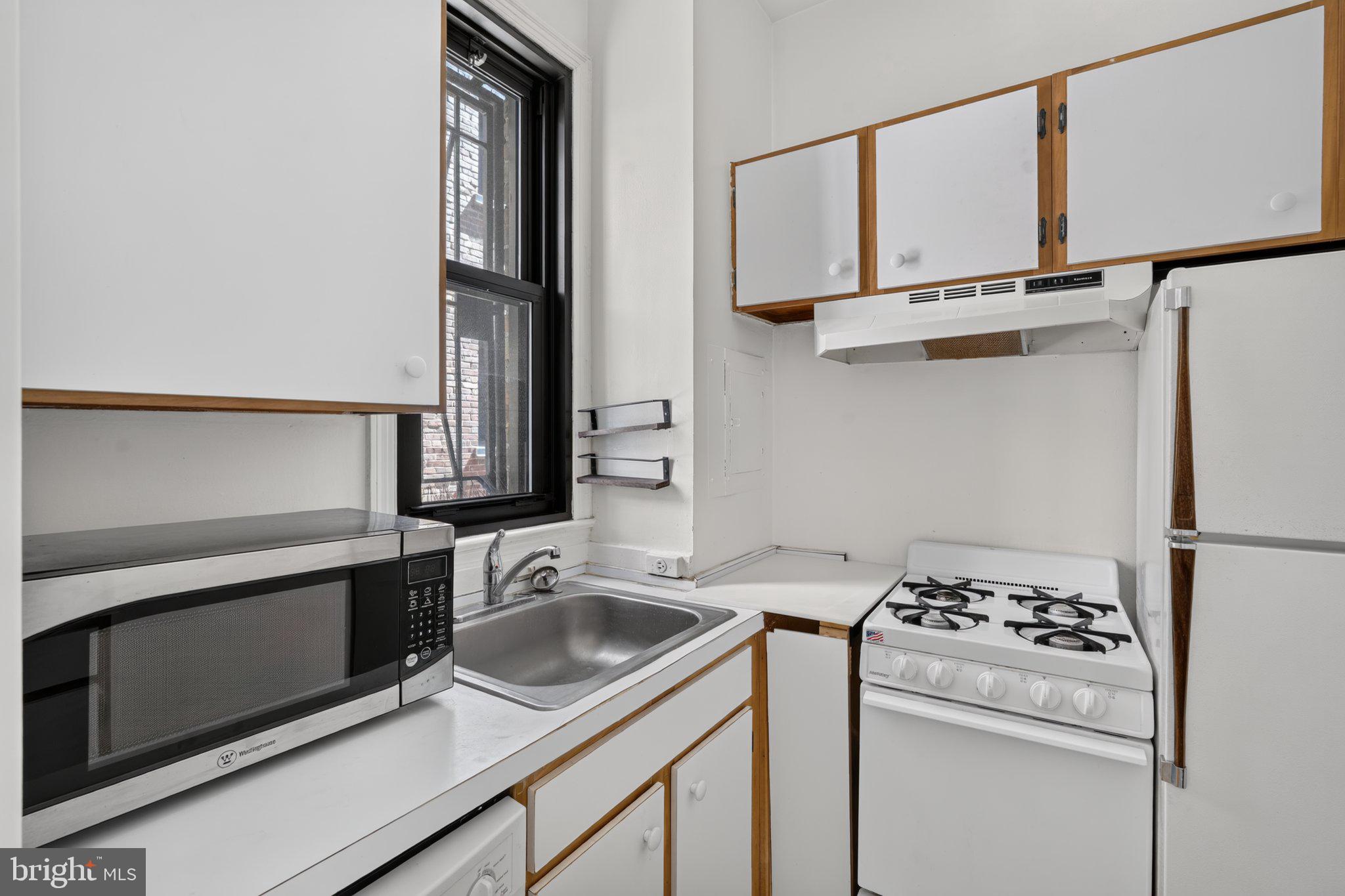 1010 25TH STREET NW 107