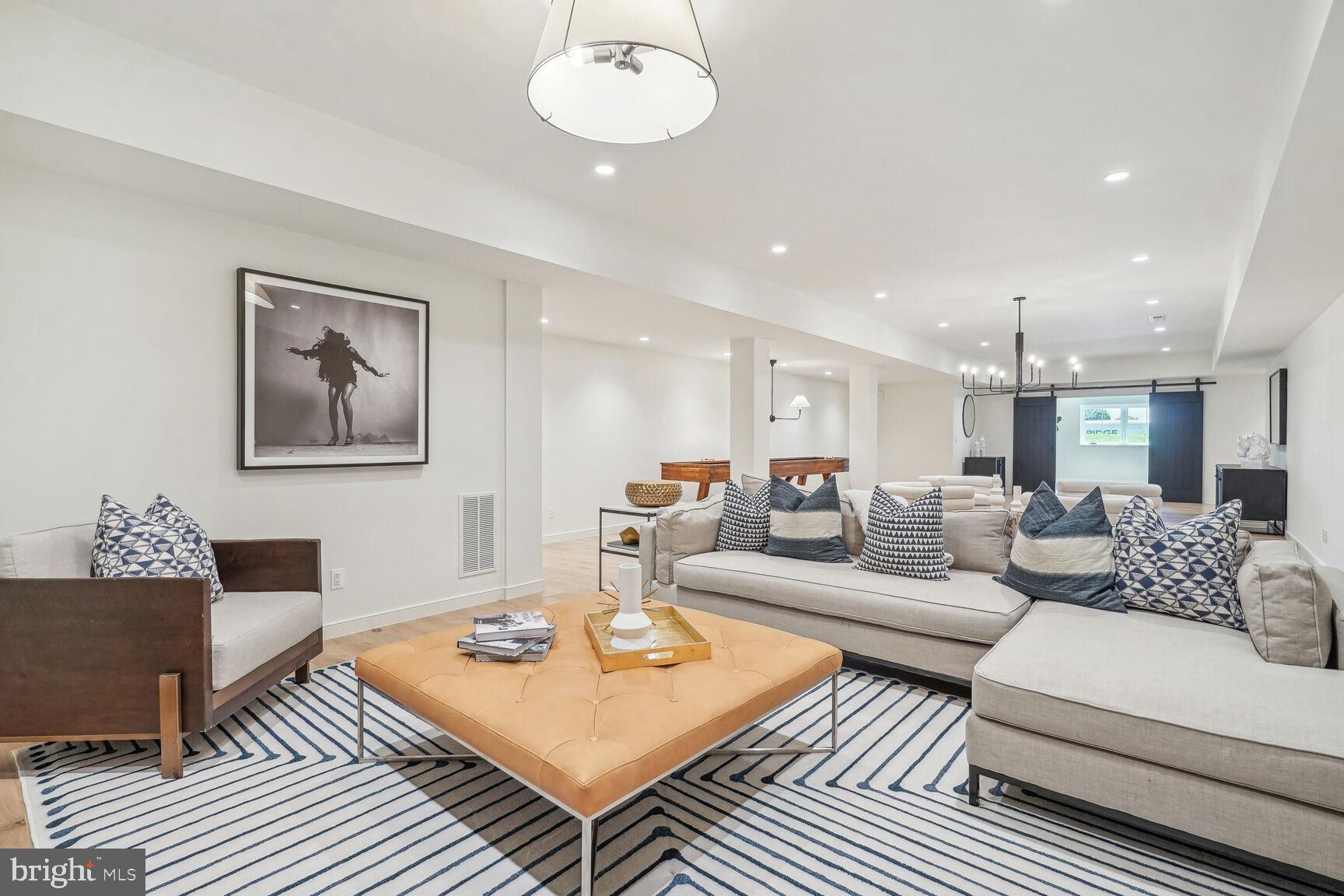 RESIDENCES AT SALAMANDER - Residential