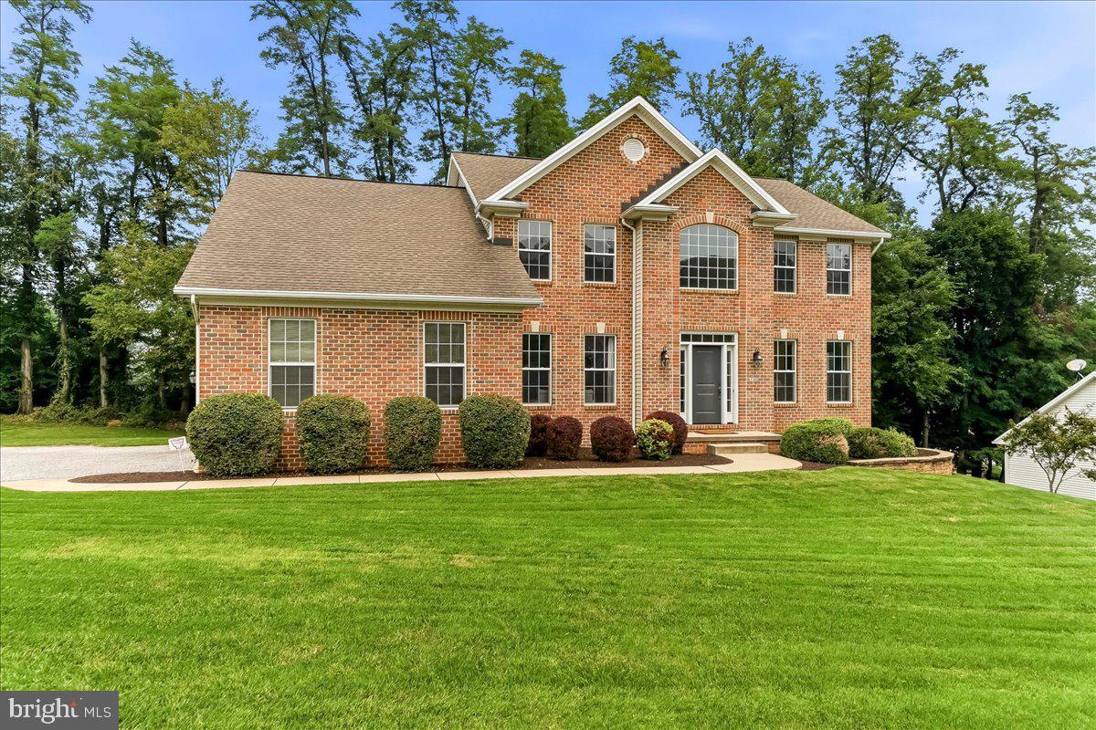 125 FIELDSTONE COURT