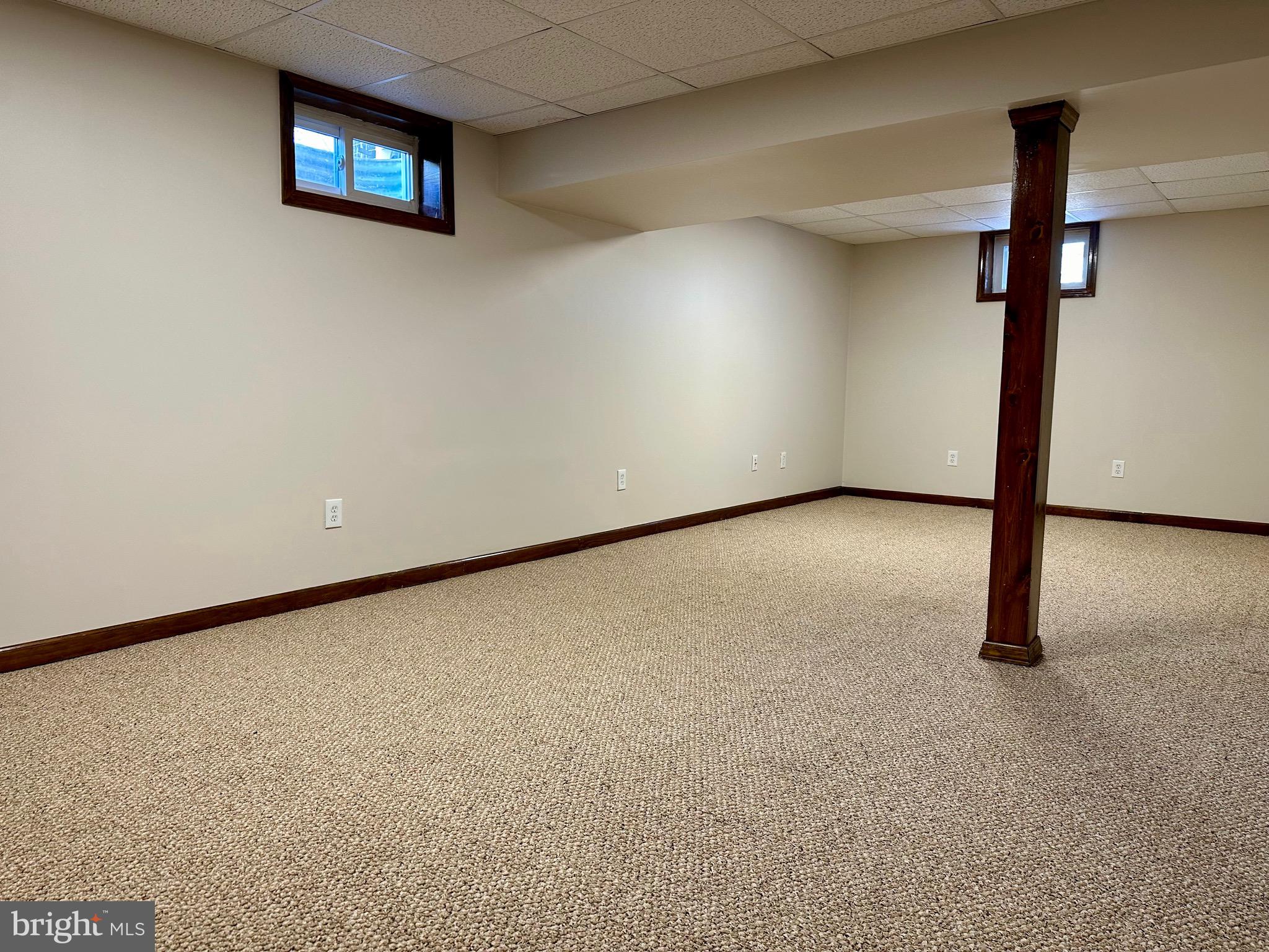 VALLEY SPRINGS - Residential Lease