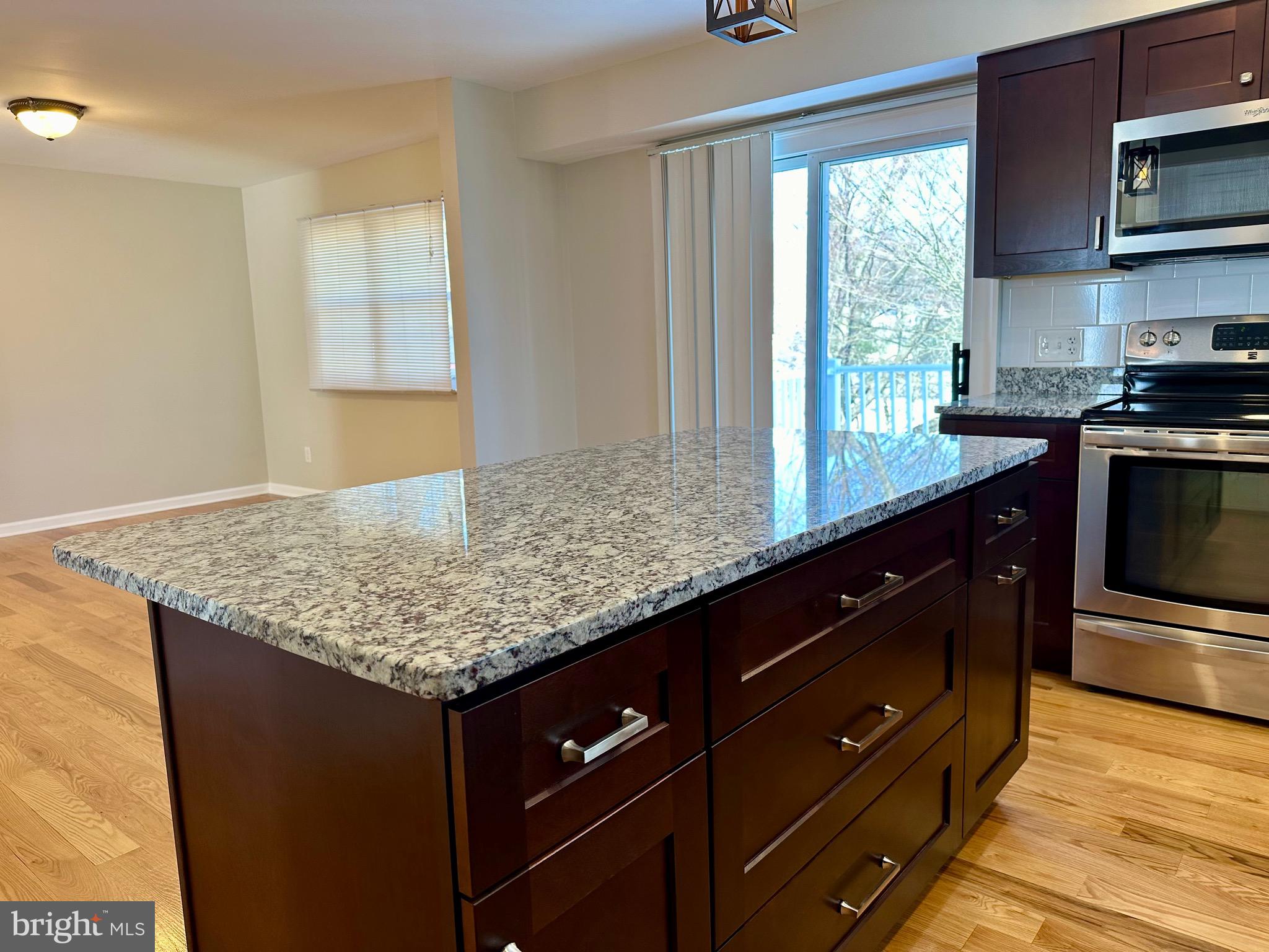 VALLEY SPRINGS - Residential Lease