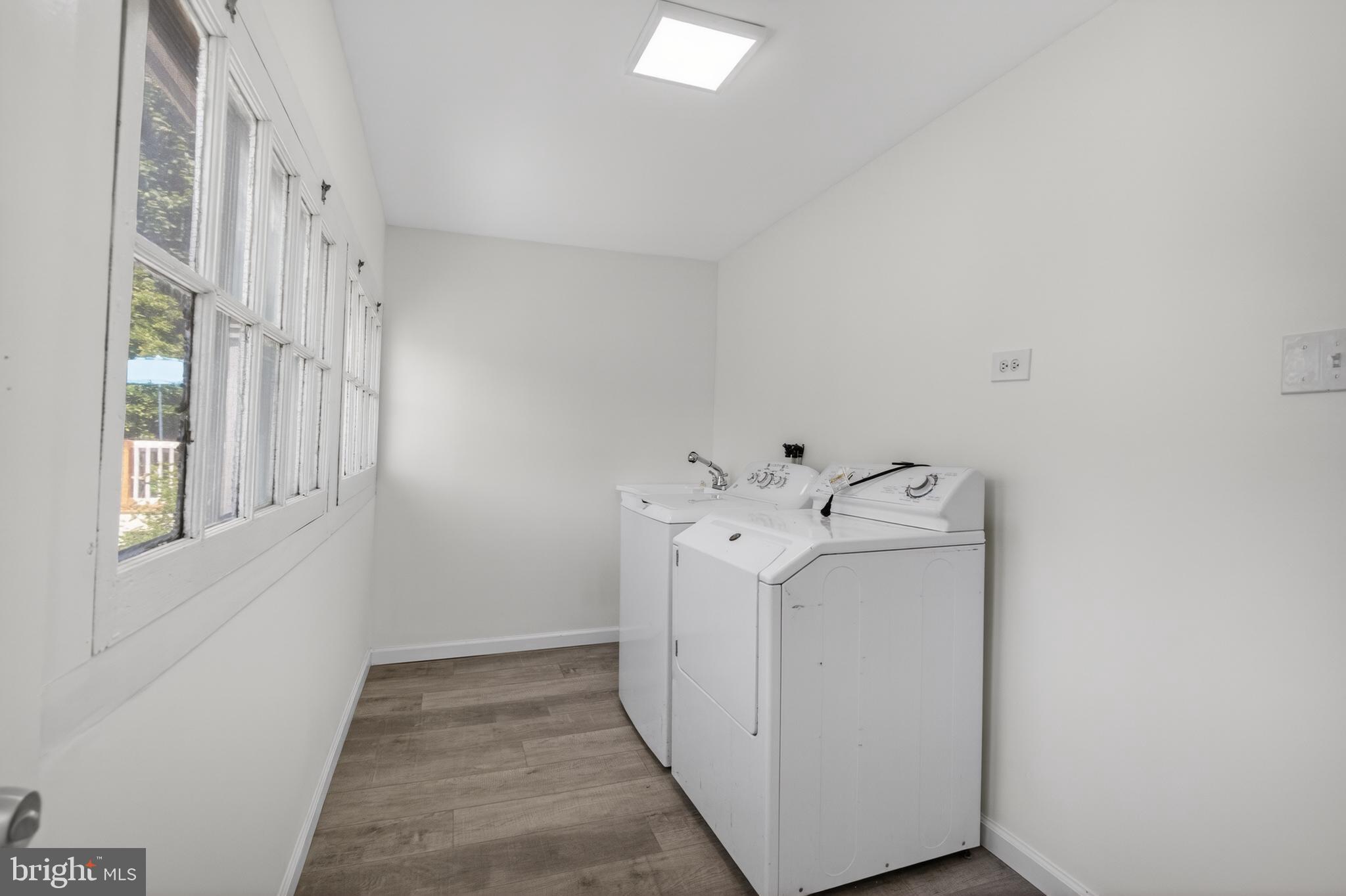 LYNNWOOD - Residential