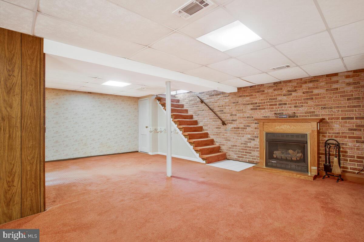 GARLAND - Residential