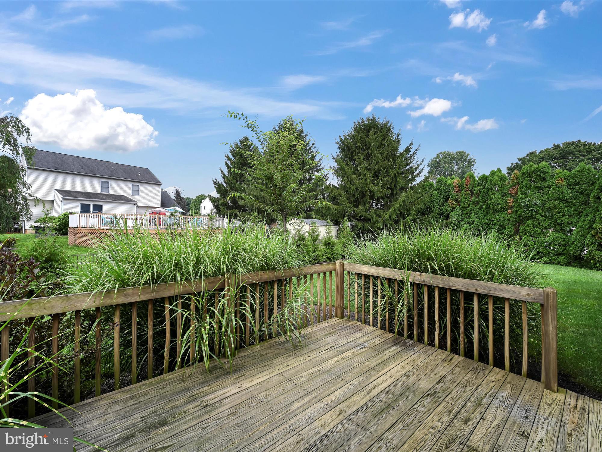 EASTLAND HILLS - Residential