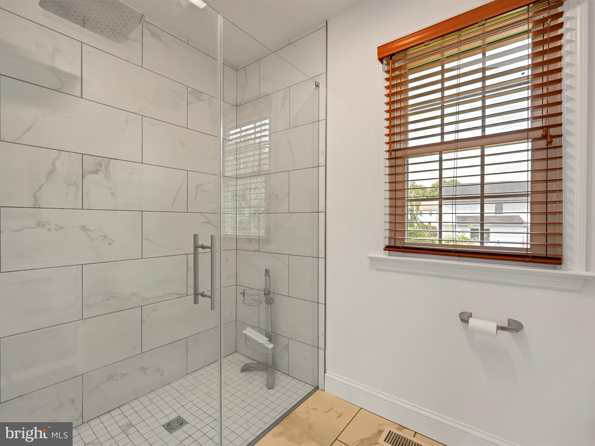 EASTLAND HILLS - Residential