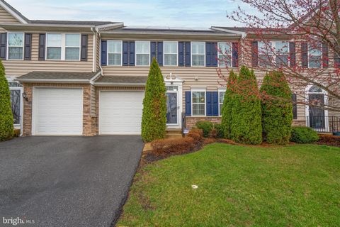 218 ANITA COURT NEWARK DE 19702