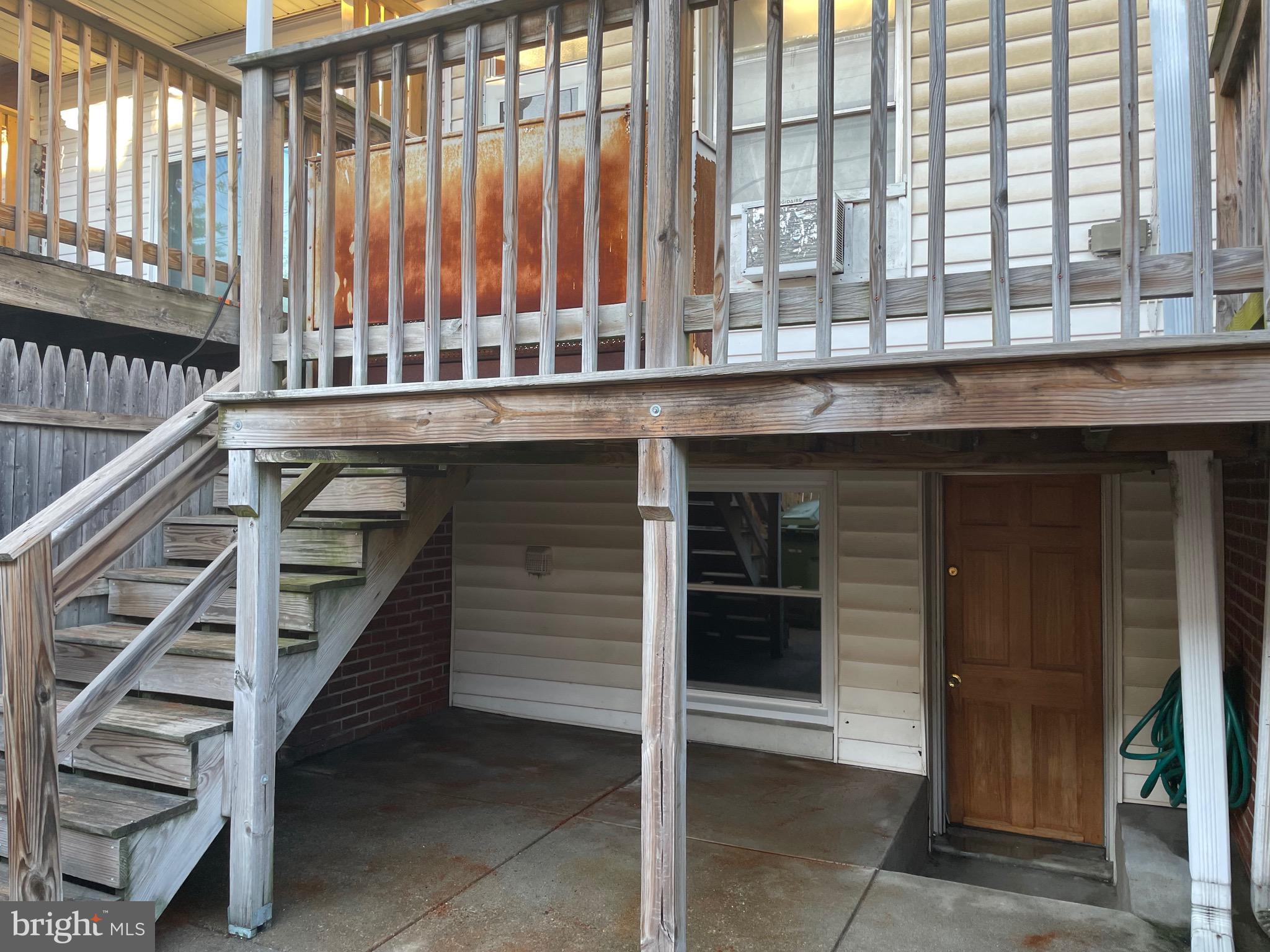 MADISON EASTEND - Residential