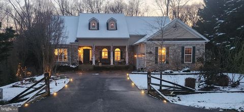 Photo of 115 Poplar View Drive, STAFFORD, VA 22554 (MLS # VAST2047470)