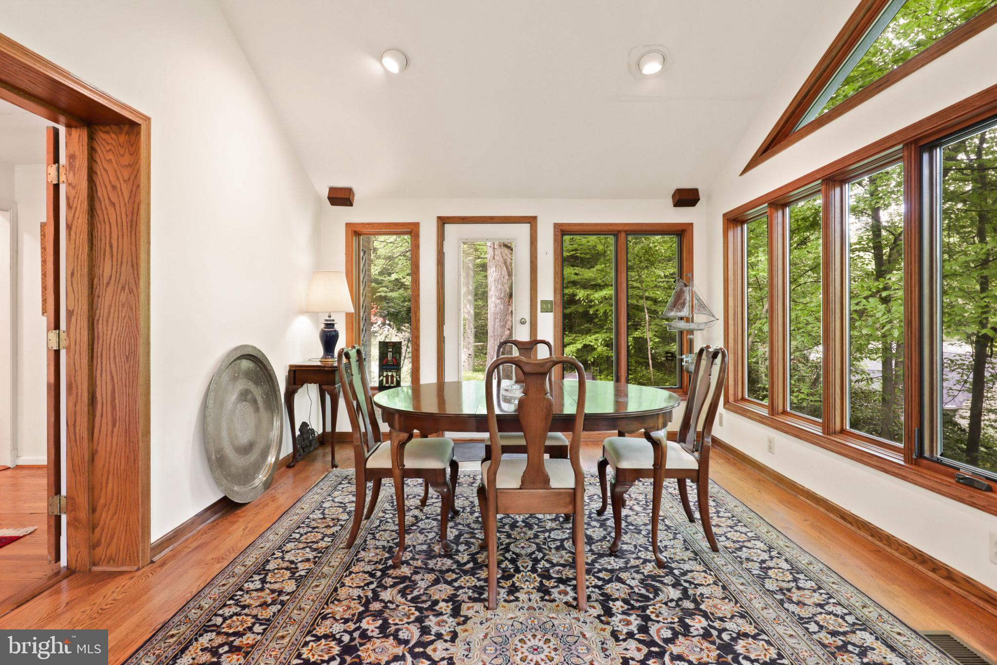 BELLEVUE FOREST - Residential