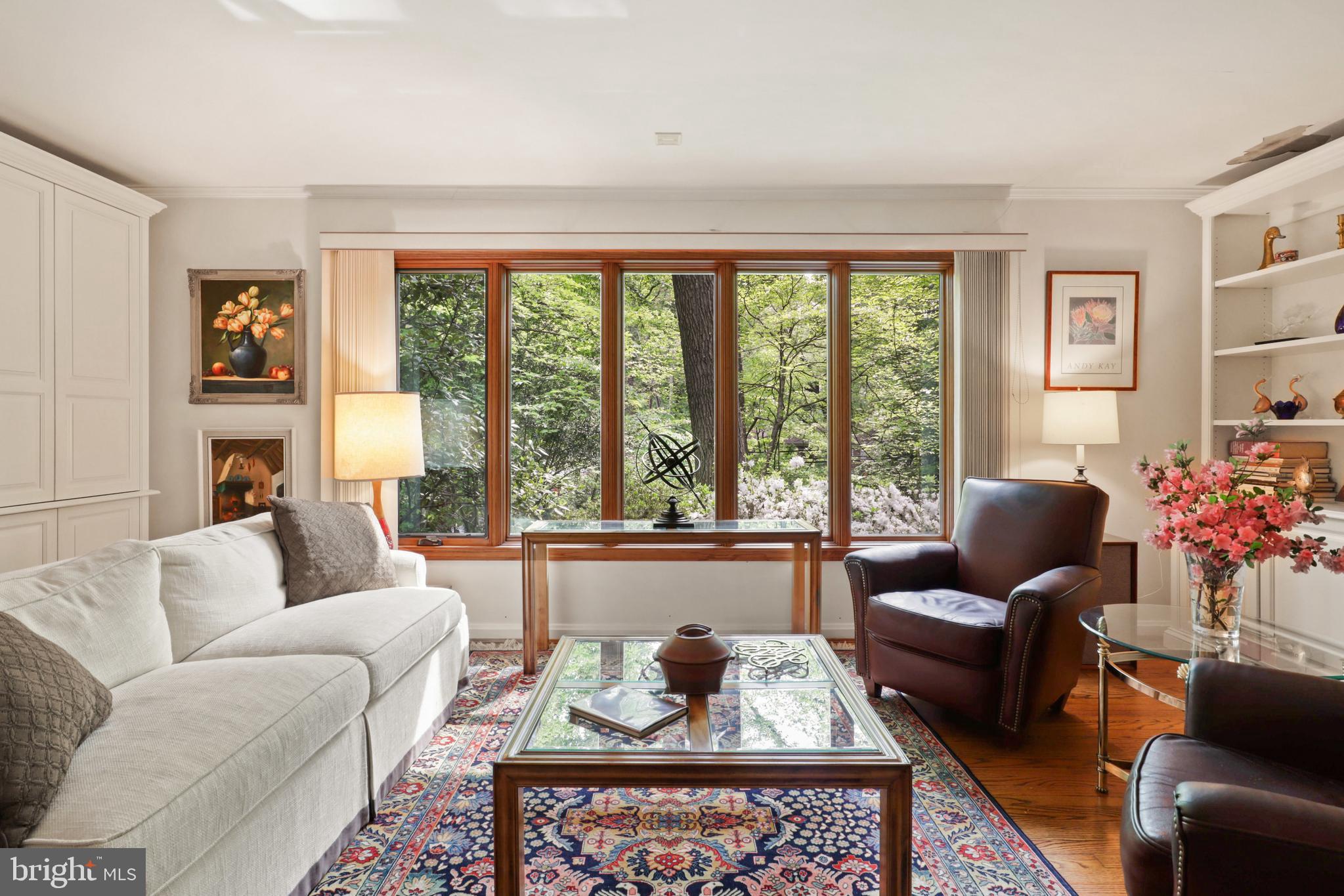 BELLEVUE FOREST - Residential