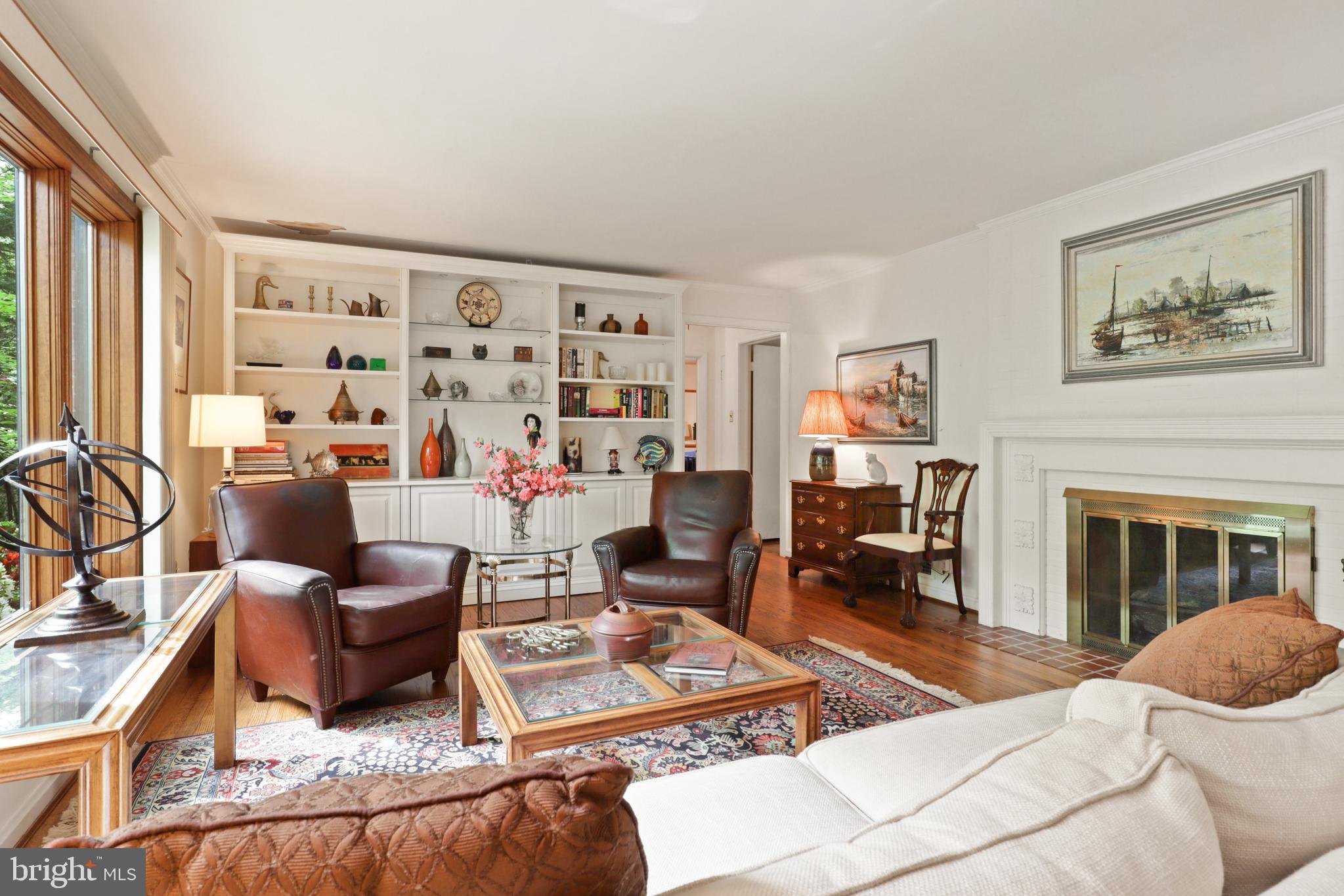 BELLEVUE FOREST - Residential