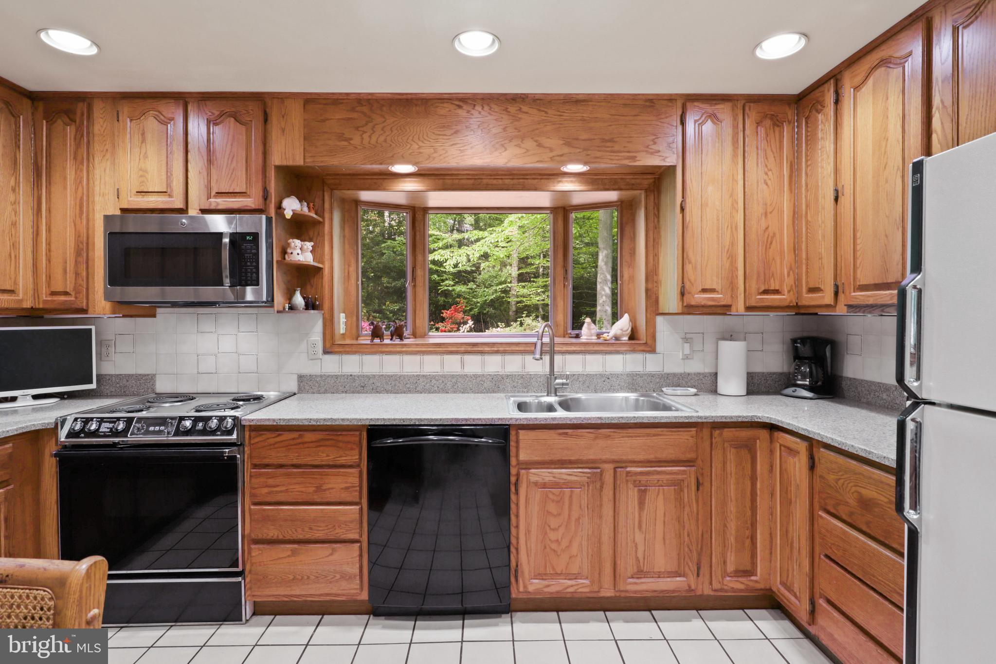 BELLEVUE FOREST - Residential