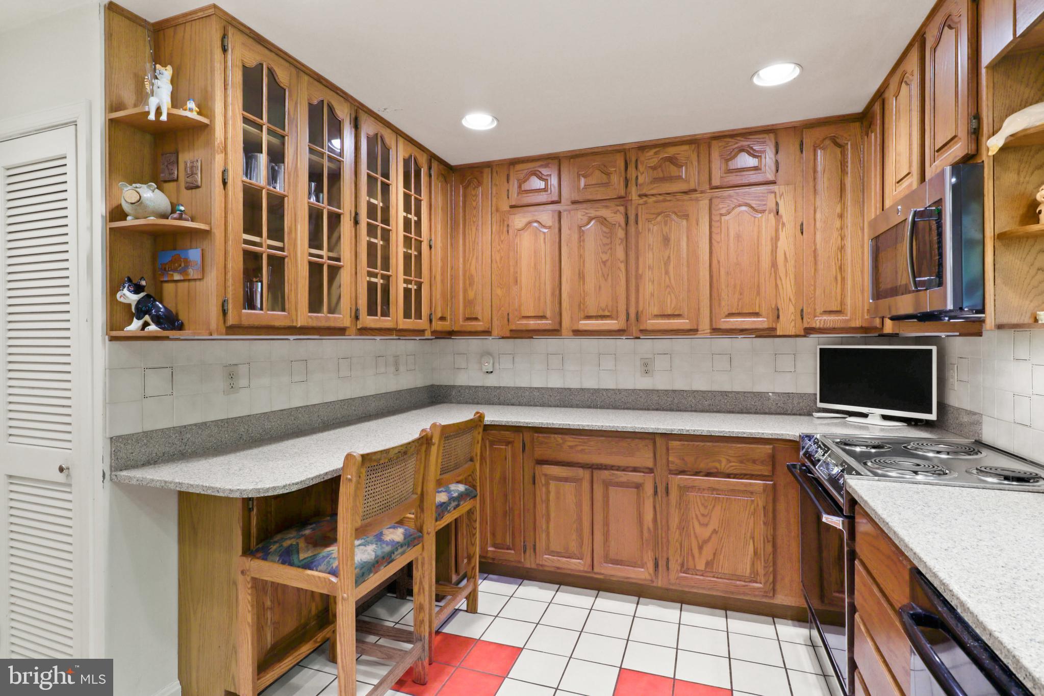 BELLEVUE FOREST - Residential