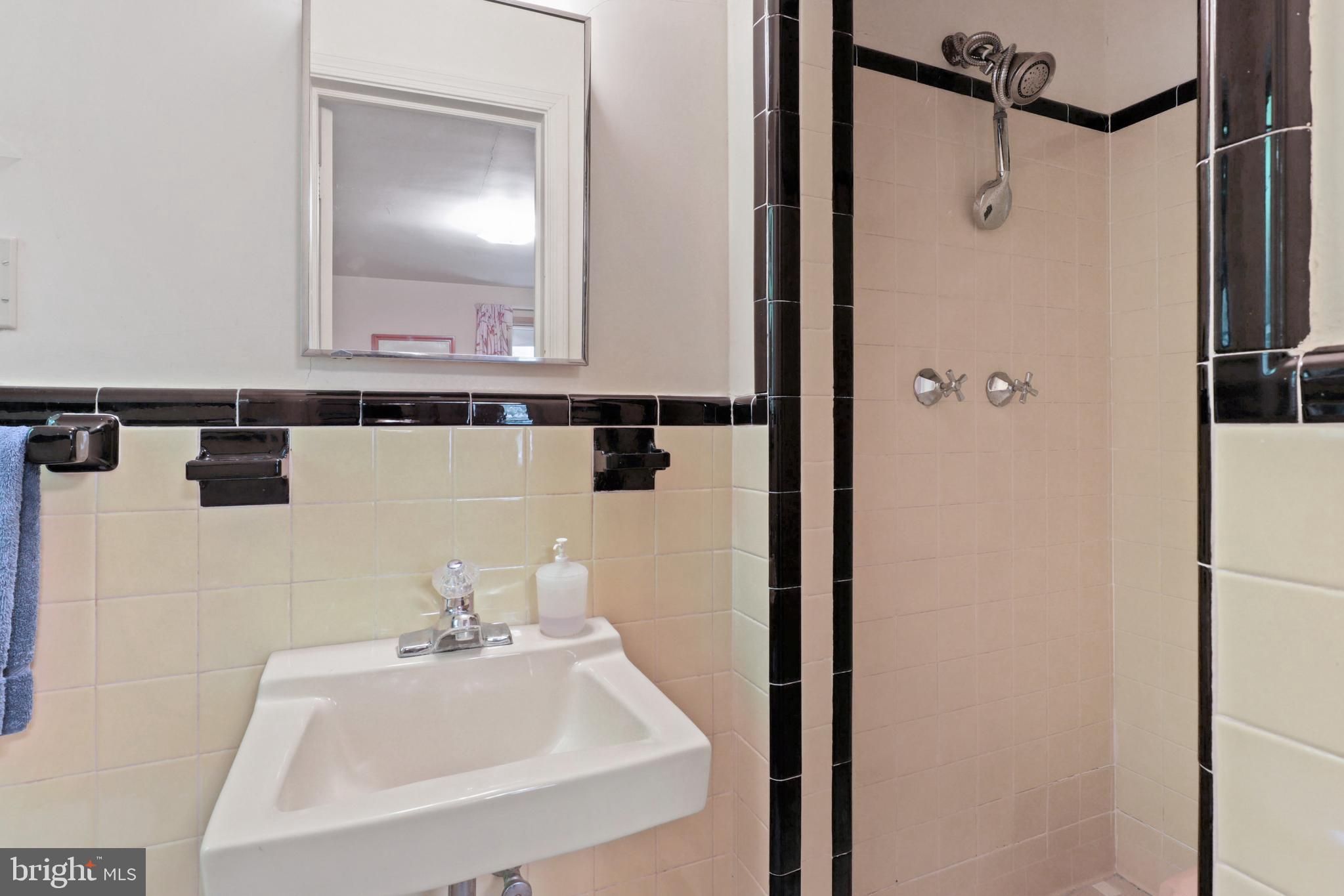 BELLEVUE FOREST - Residential