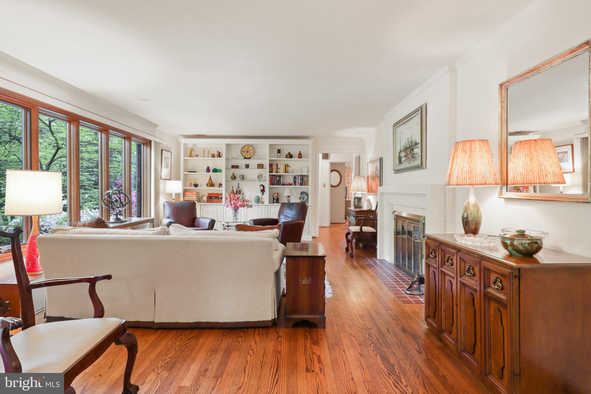 BELLEVUE FOREST - Residential